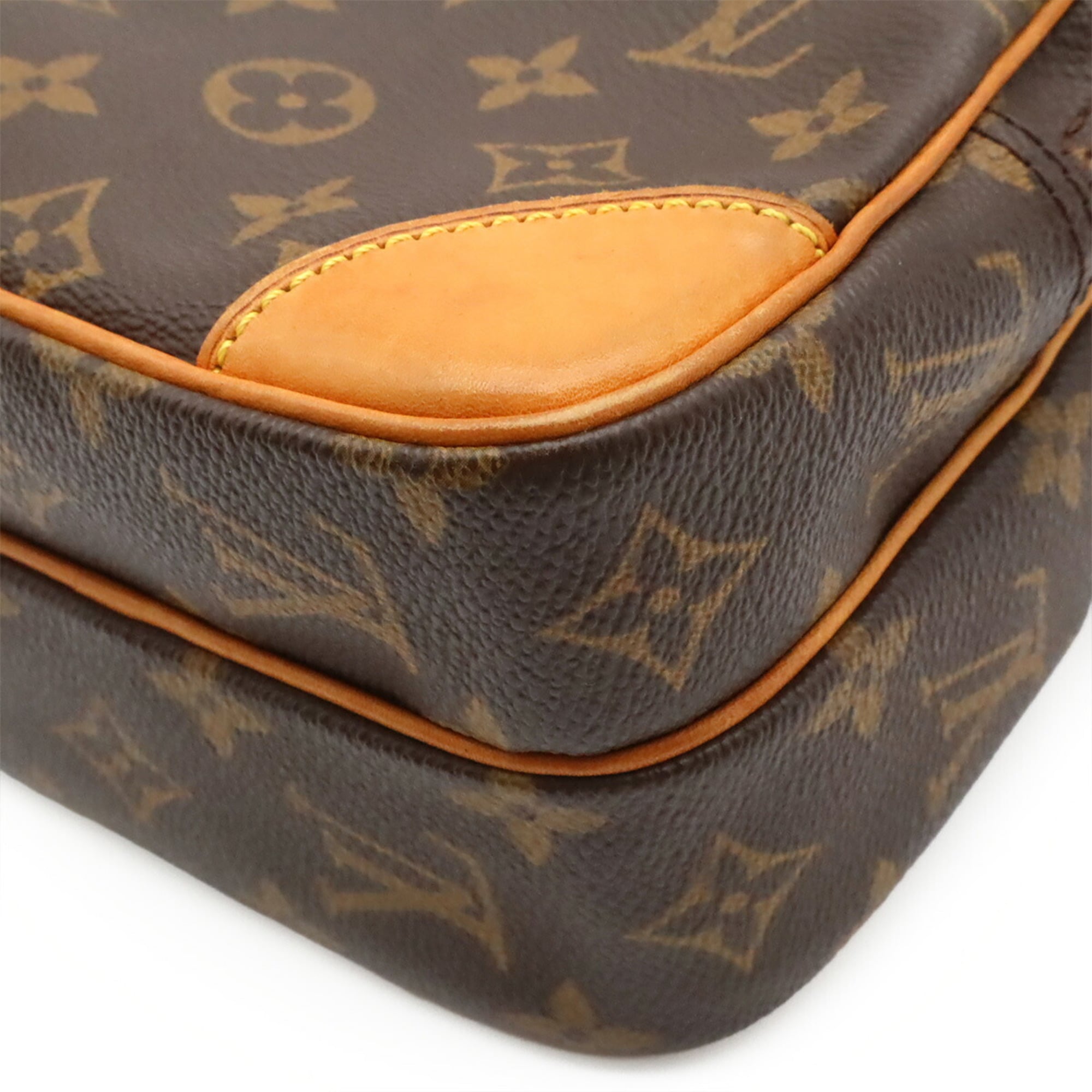 Louis Vuitton Brown Monogram Canvas Pochette Shoulder Bag (Pre-Owned)