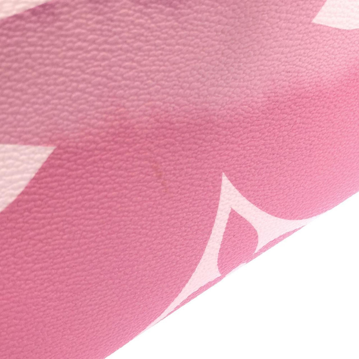 Louis Vuitton Rouge Coated Canvas Handbag (Pre-Owned)