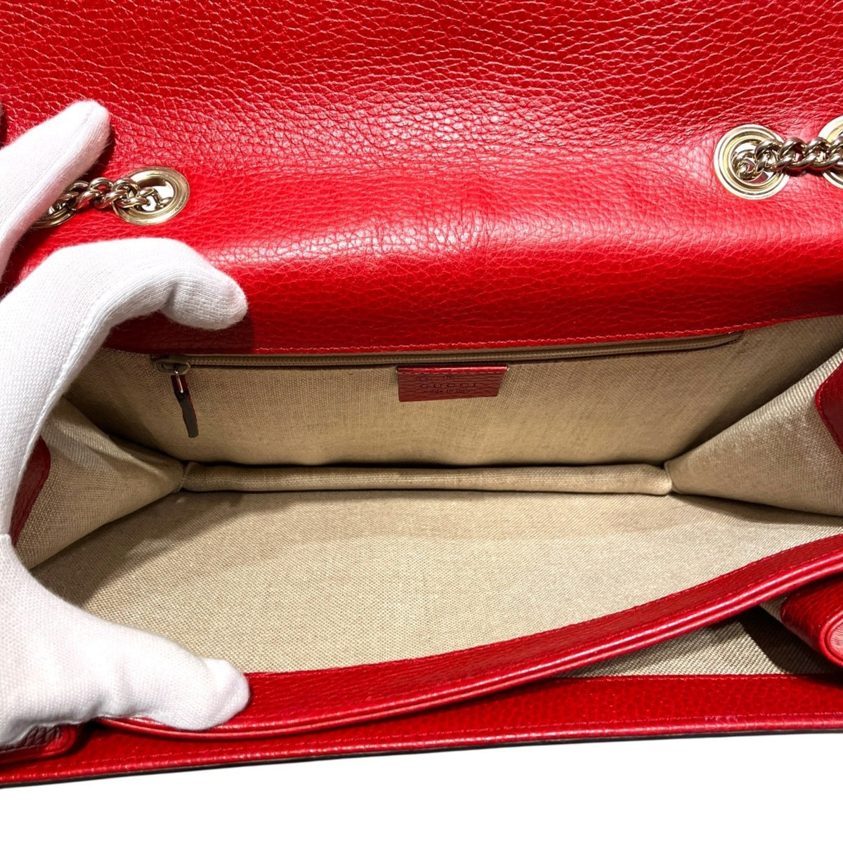 Gucci Red Color Leather Shoulder Bag (Pre-Owned)