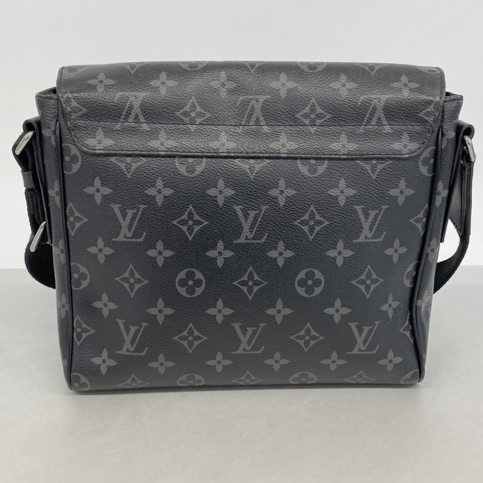 Louis Vuitton Black Shoulder Bag (Pre-Owned)