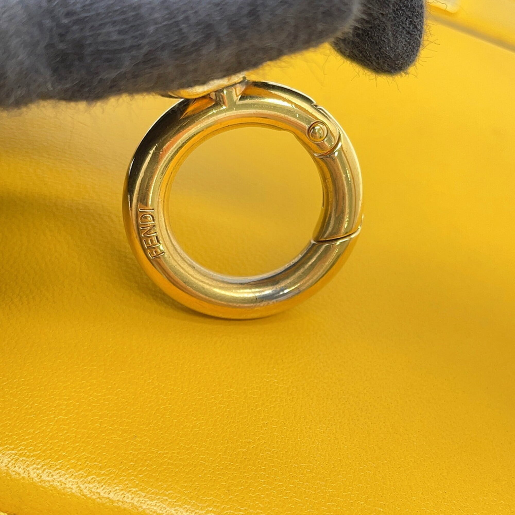 Fendi Peekaboo Yellow Leather Handbag (Pre-Owned)
