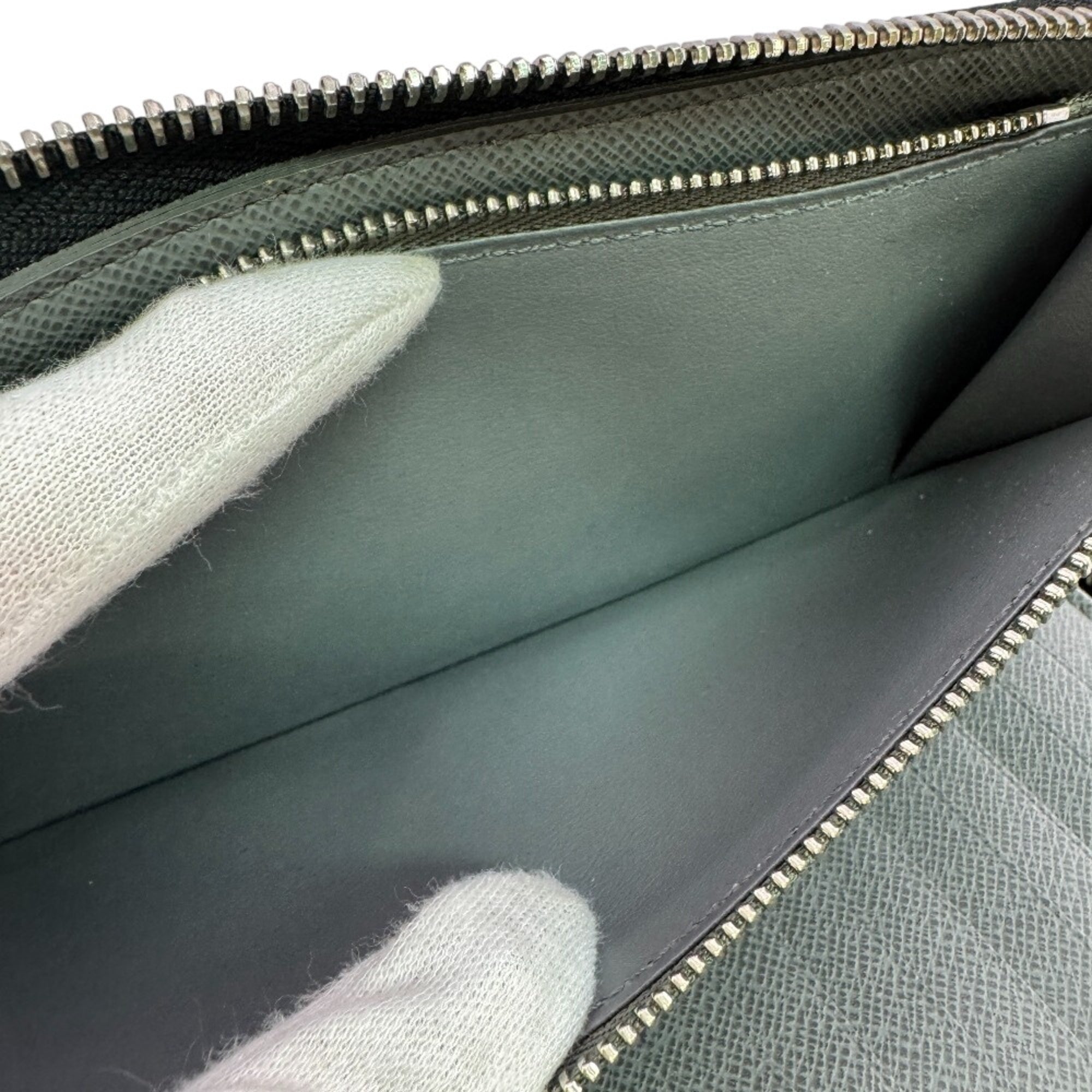 Louis Vuitton Black Gray Leather Long Wallet (Bi-Fold) (Pre-Owned)