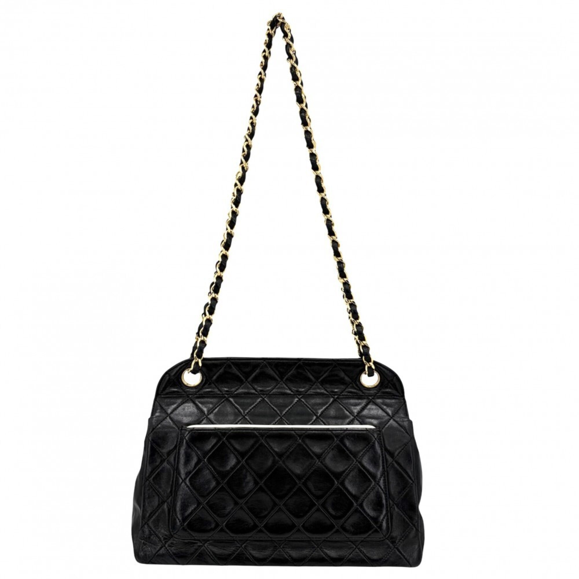 Chanel Matelasse Black Leather Shoulder Bag (Pre-Owned)