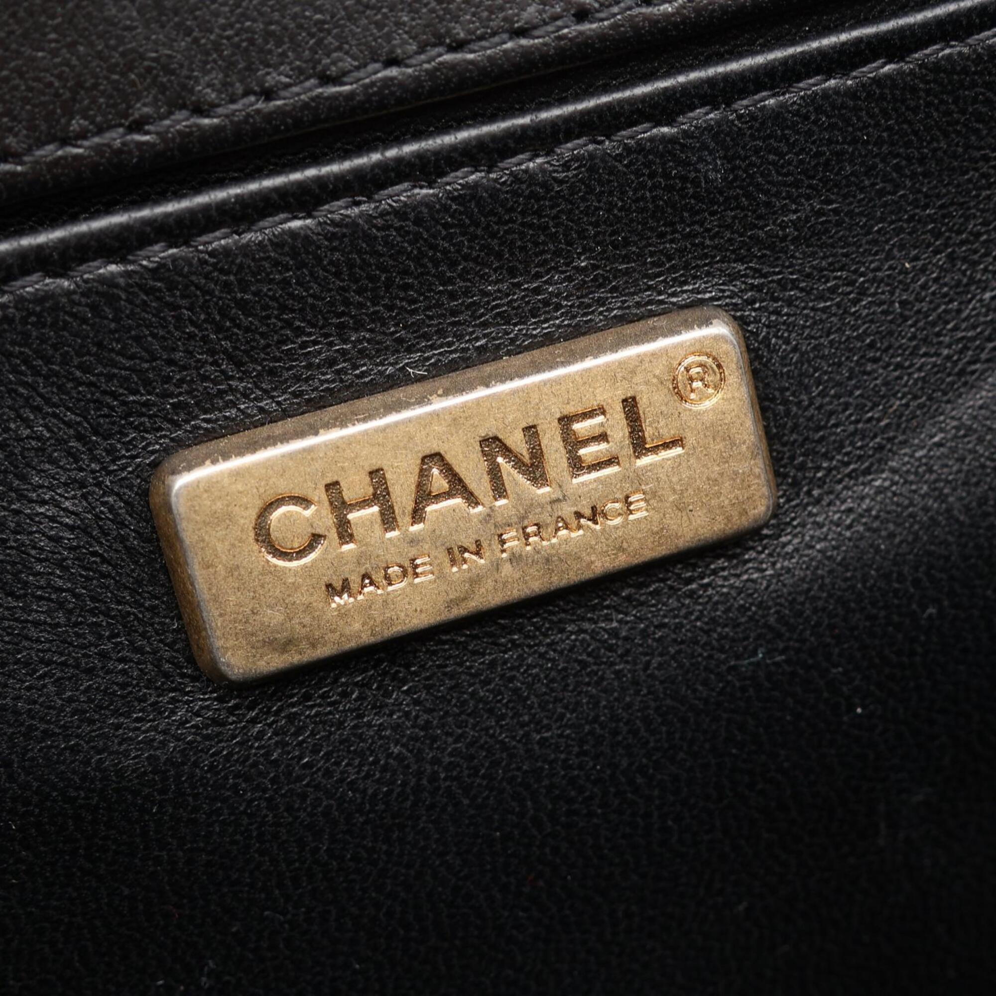 Chanel Black Leather Handbag Shoulder Bag (Pre-Owned)