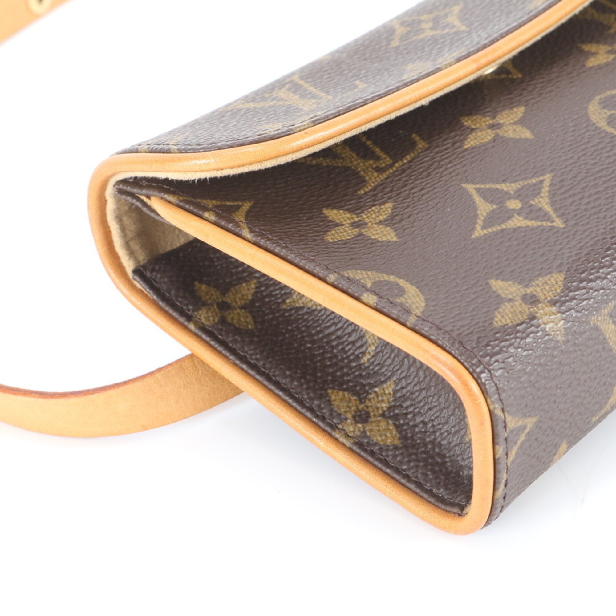 Louis Vuitton Dark Brown Coated Canvas Leather Handbag Pochette (Pre-Owned)