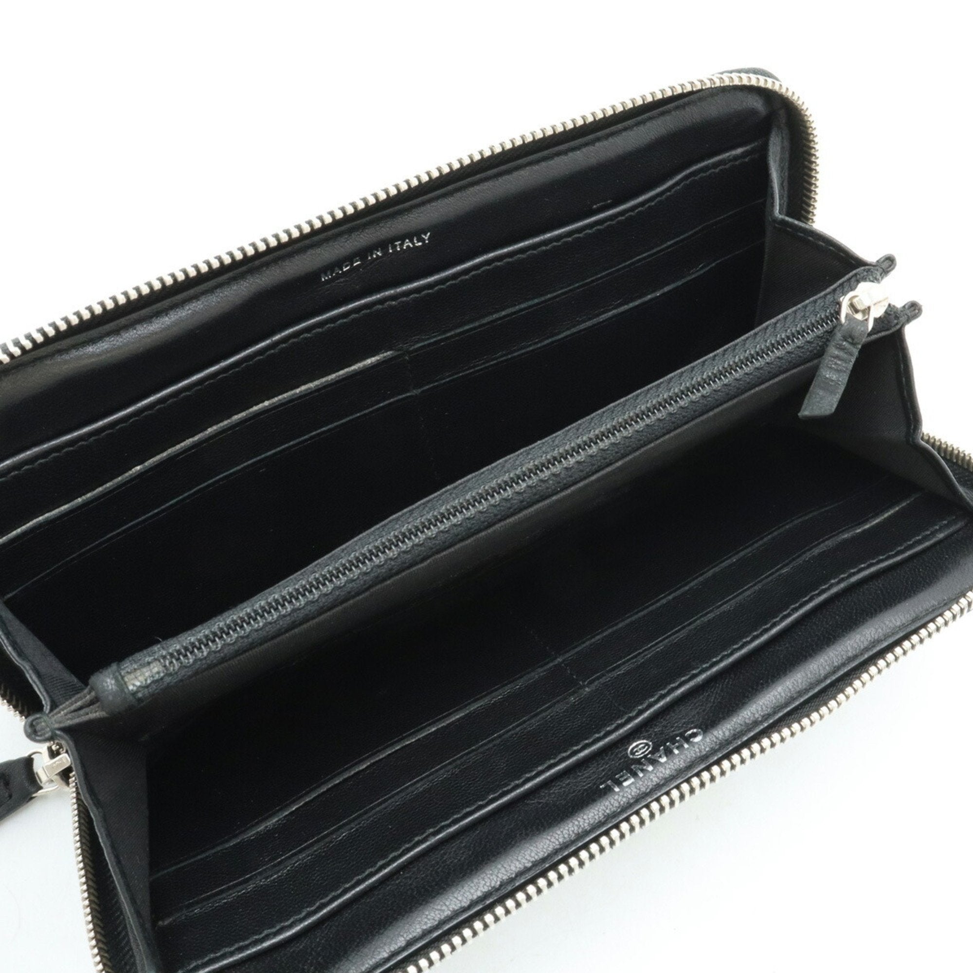 Chanel Black Leather Long Wallet (Bi-Fold) (Pre-Owned)