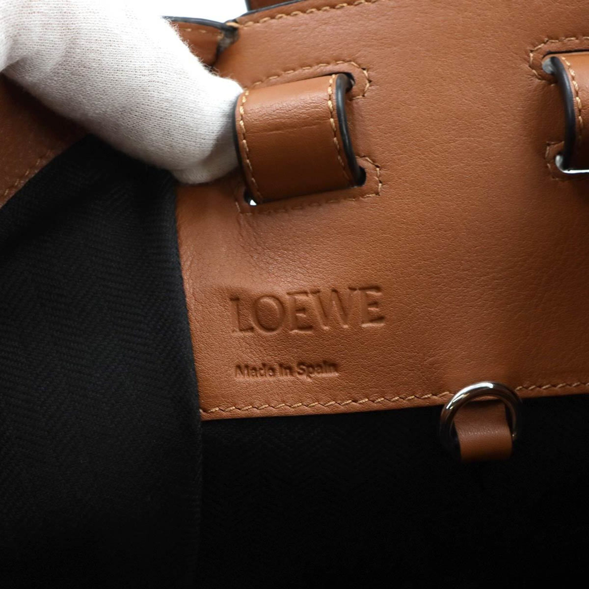 Loewe Brown Leather Handbag (Pre-Owned)