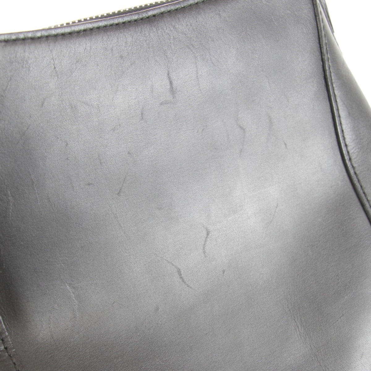 Burberry Black Leather Shoulder Bag (Pre-Owned)