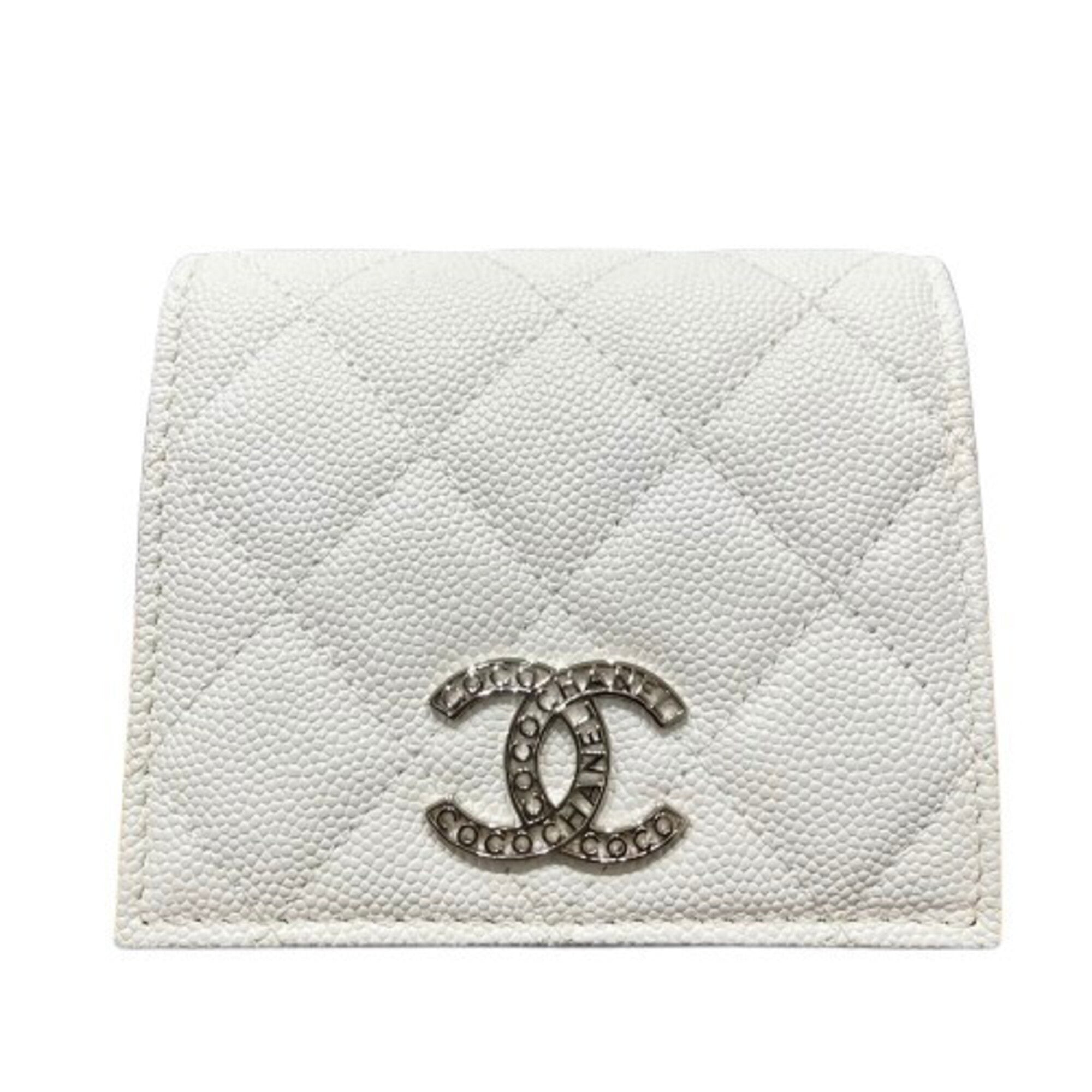 Chanel White Grained Calfskin Wallet (Bi-Fold) (Pre-Owned)
