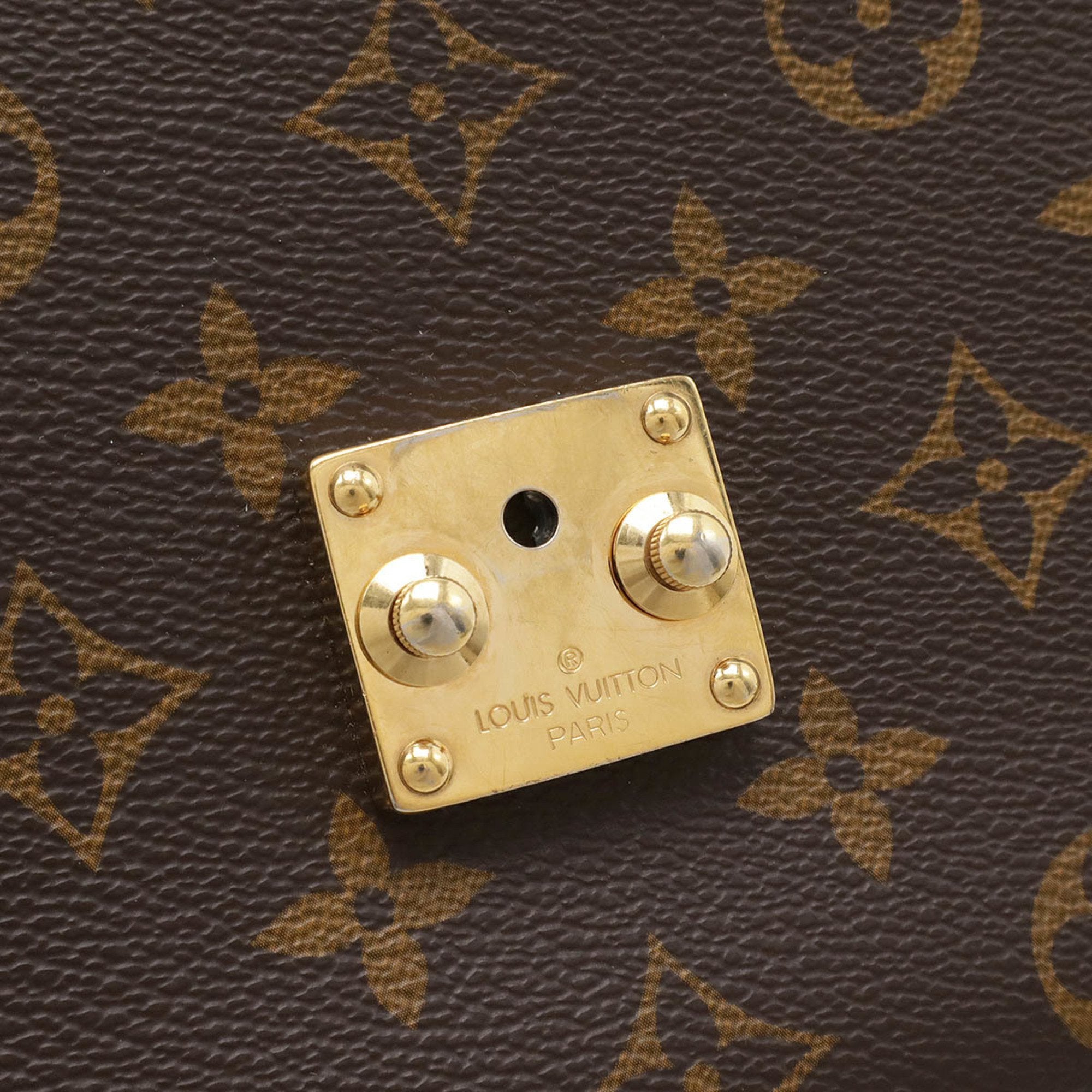 Louis Vuitton Monogram Monogram Reverse Monogram Reverse Handbag Pochette Shoulder Bag (Pre-Owned)