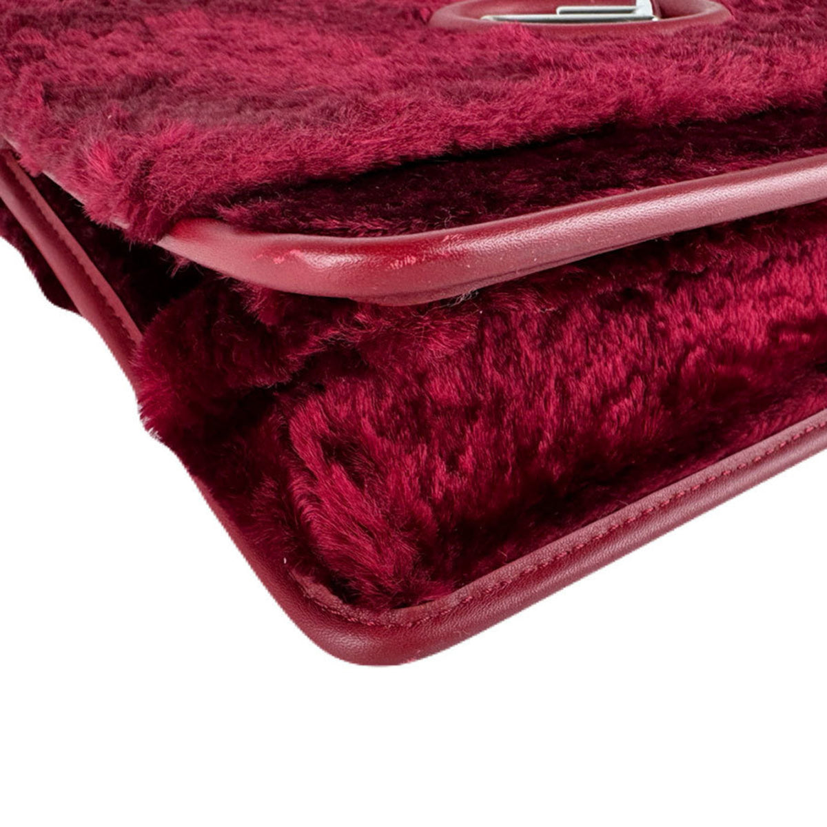 Fendi Red Color Fur Shoulder Bag (Pre-Owned)