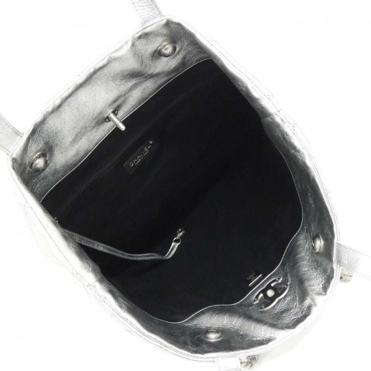 Chanel Silver Handbag (Pre-Owned)