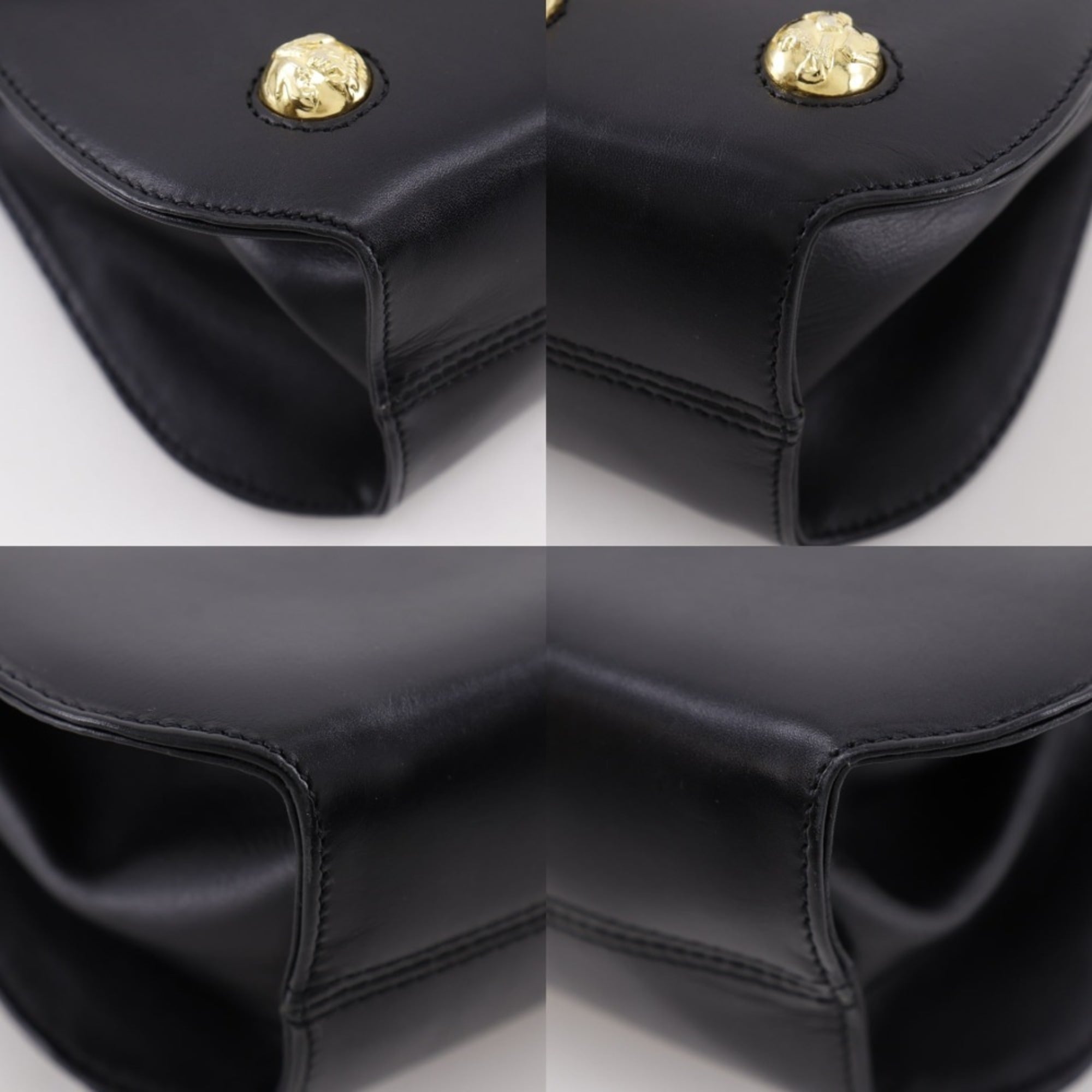 Salvatore Ferragamo Black Leather Pochette Shoulder Bag (Pre-Owned)
