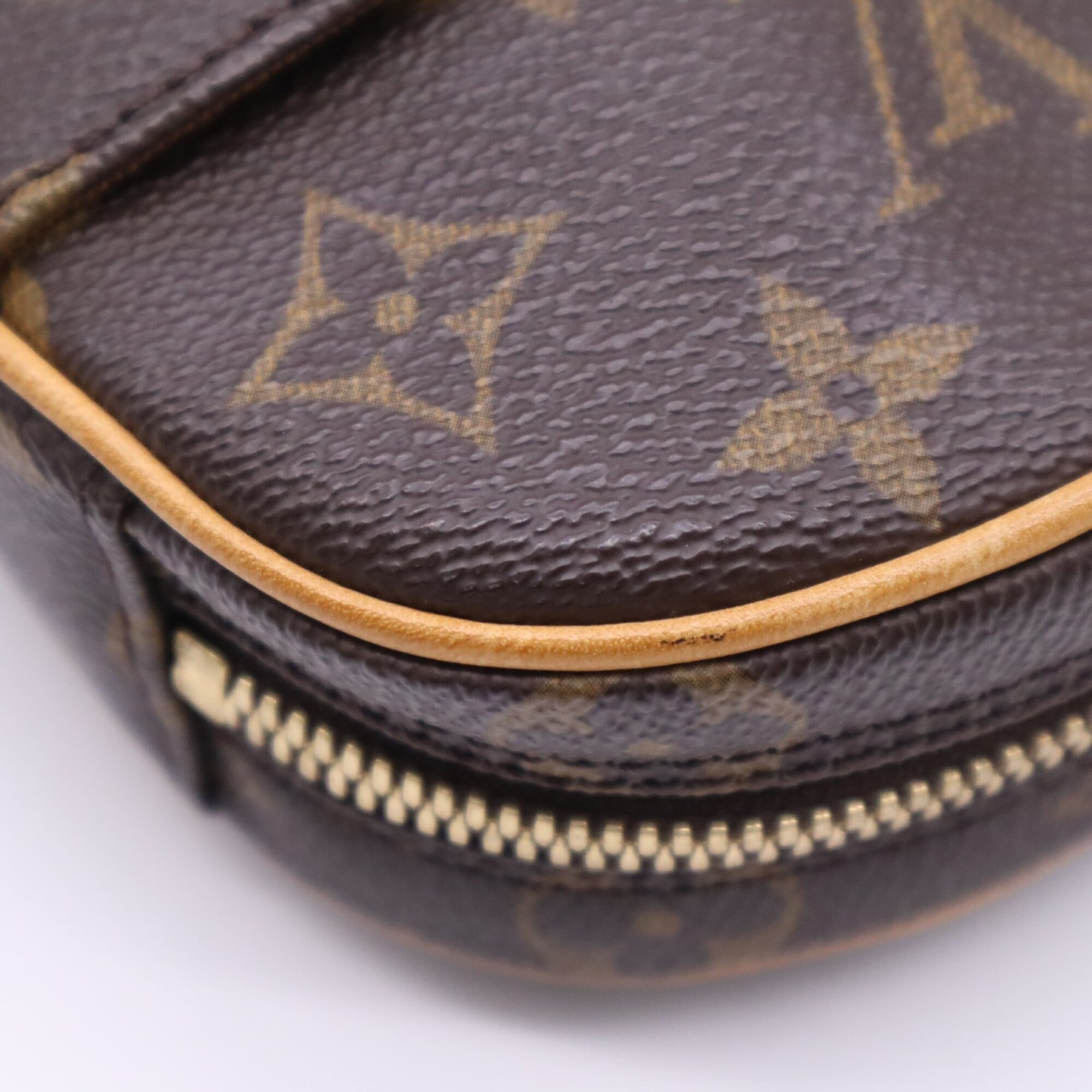 Louis Vuitton Beige Brown Coated Canvas Leather Pochette Shoulder Bag (Pre-Owned)