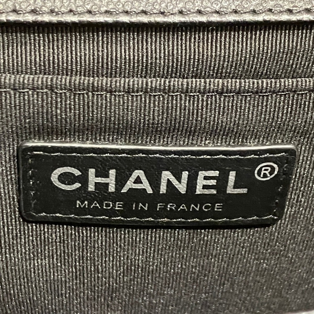 Chanel Black Grained Calfskin Shoulder Bag (Pre-Owned)