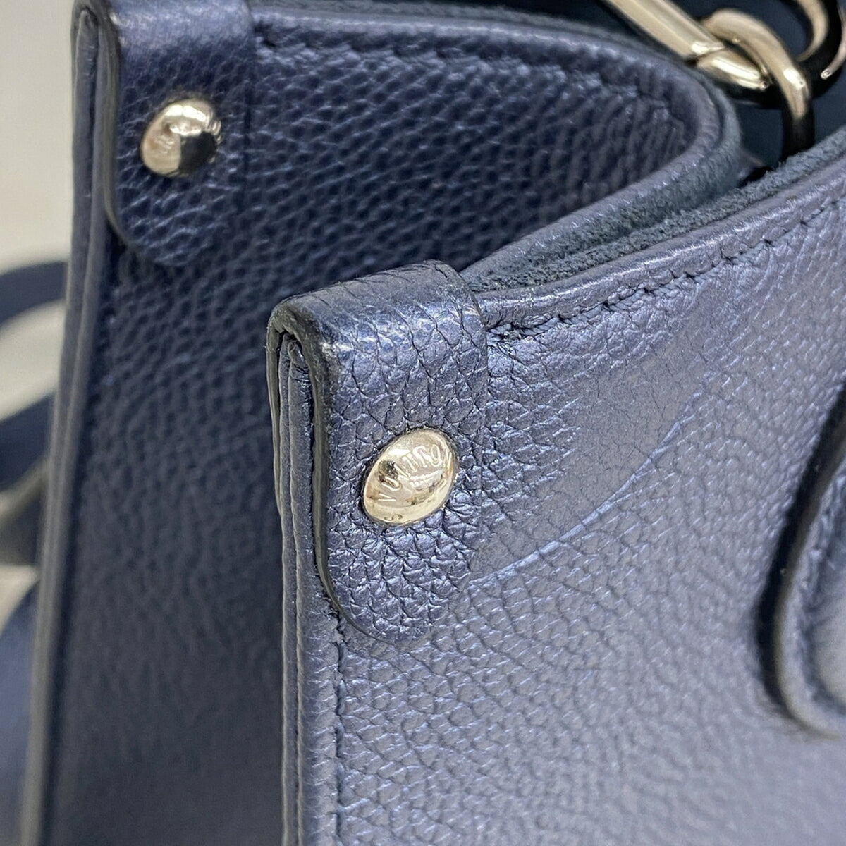 Louis Vuitton Blue Handbag (Pre-Owned)