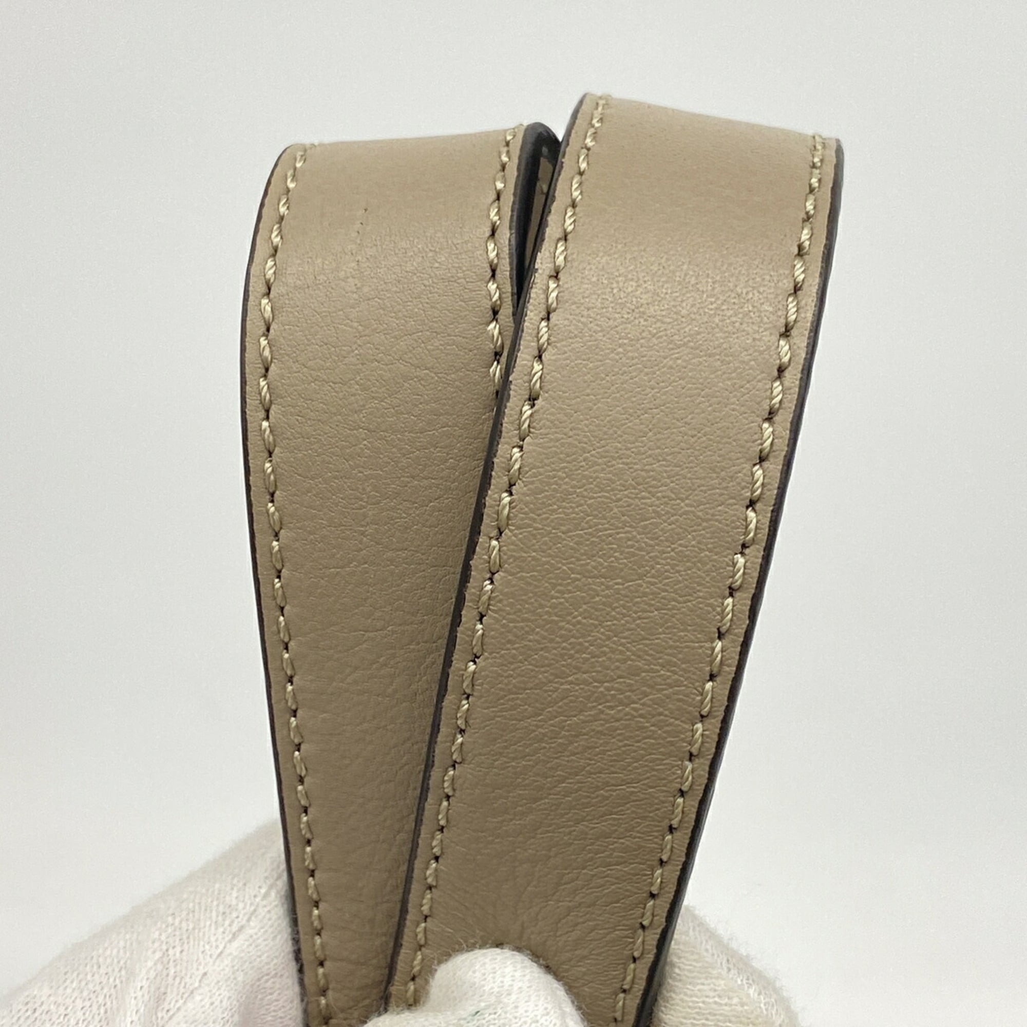 Fendi Gray Leather Handbag (Pre-Owned)