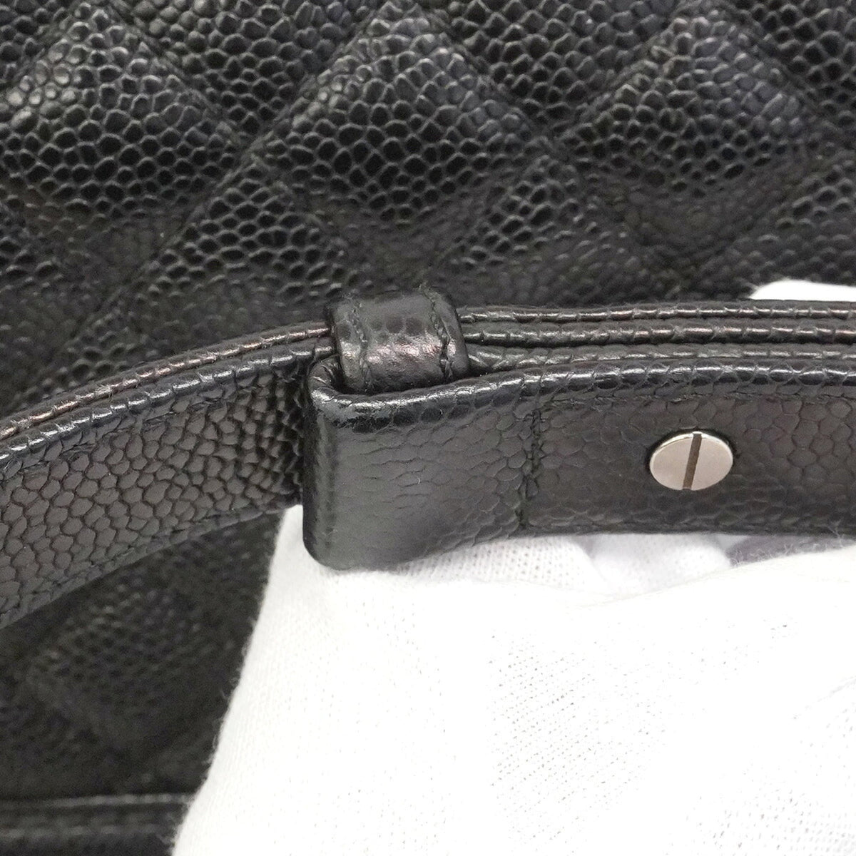 Chanel Black Grained Calfskin Shoulder Bag (Pre-Owned)