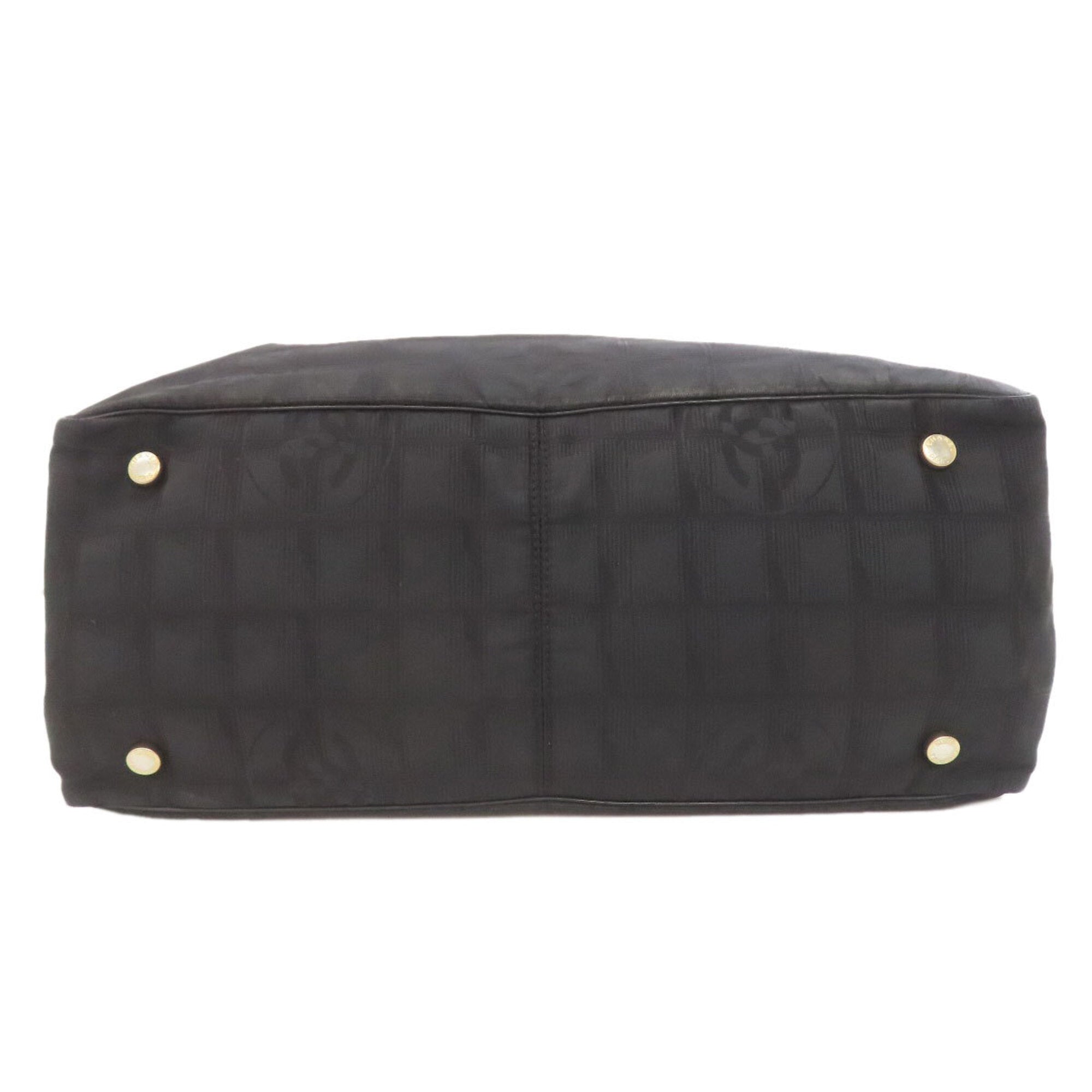 Chanel Black Nylon Tote Bag (Pre-Owned)