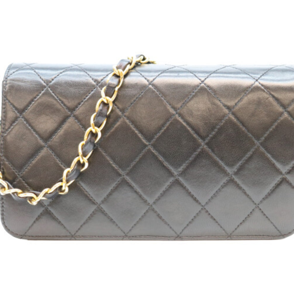 Chanel Black Leather Shoulder Bag (Pre-Owned)