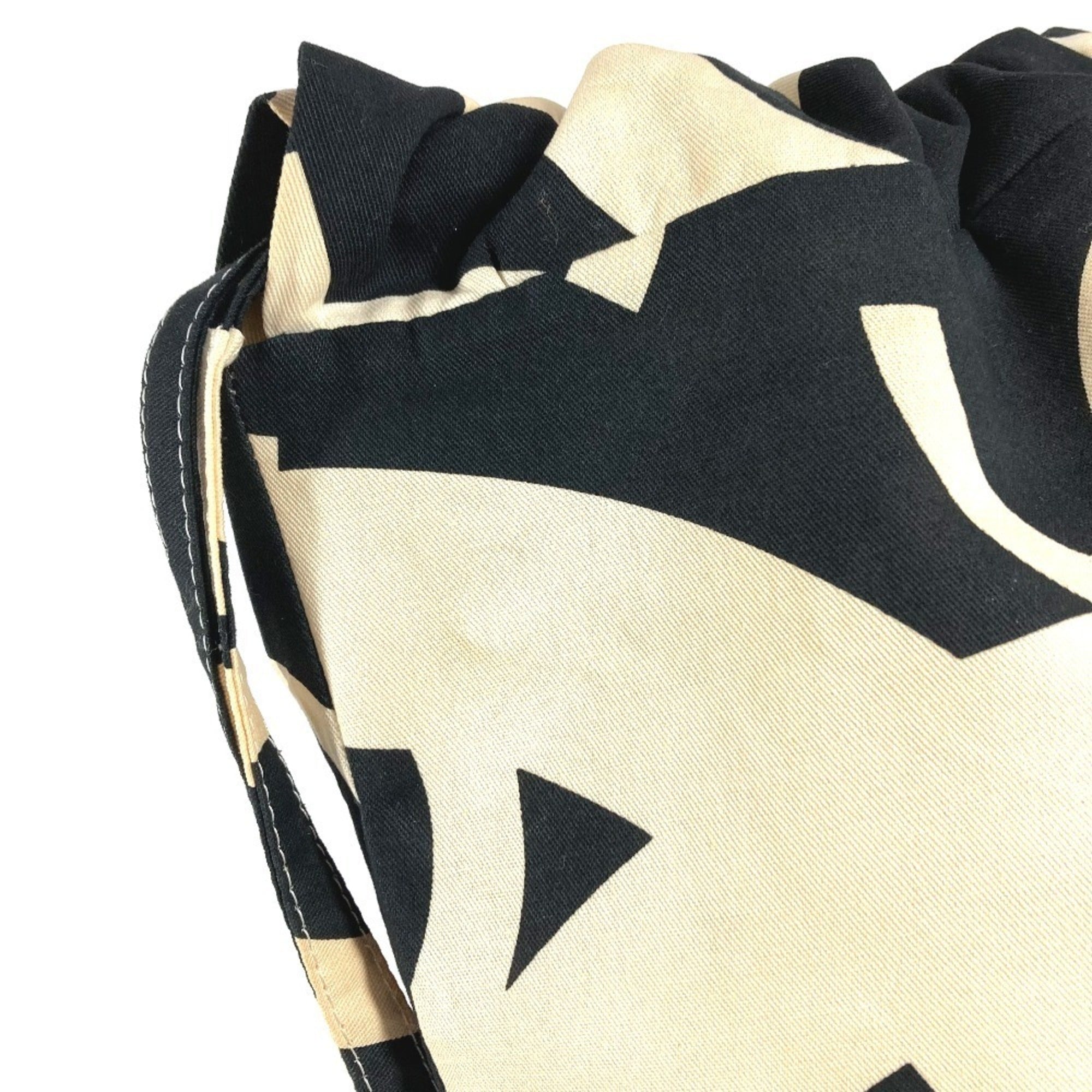 Chanel Black White Cotton Shoulder Bag (Pre-Owned)