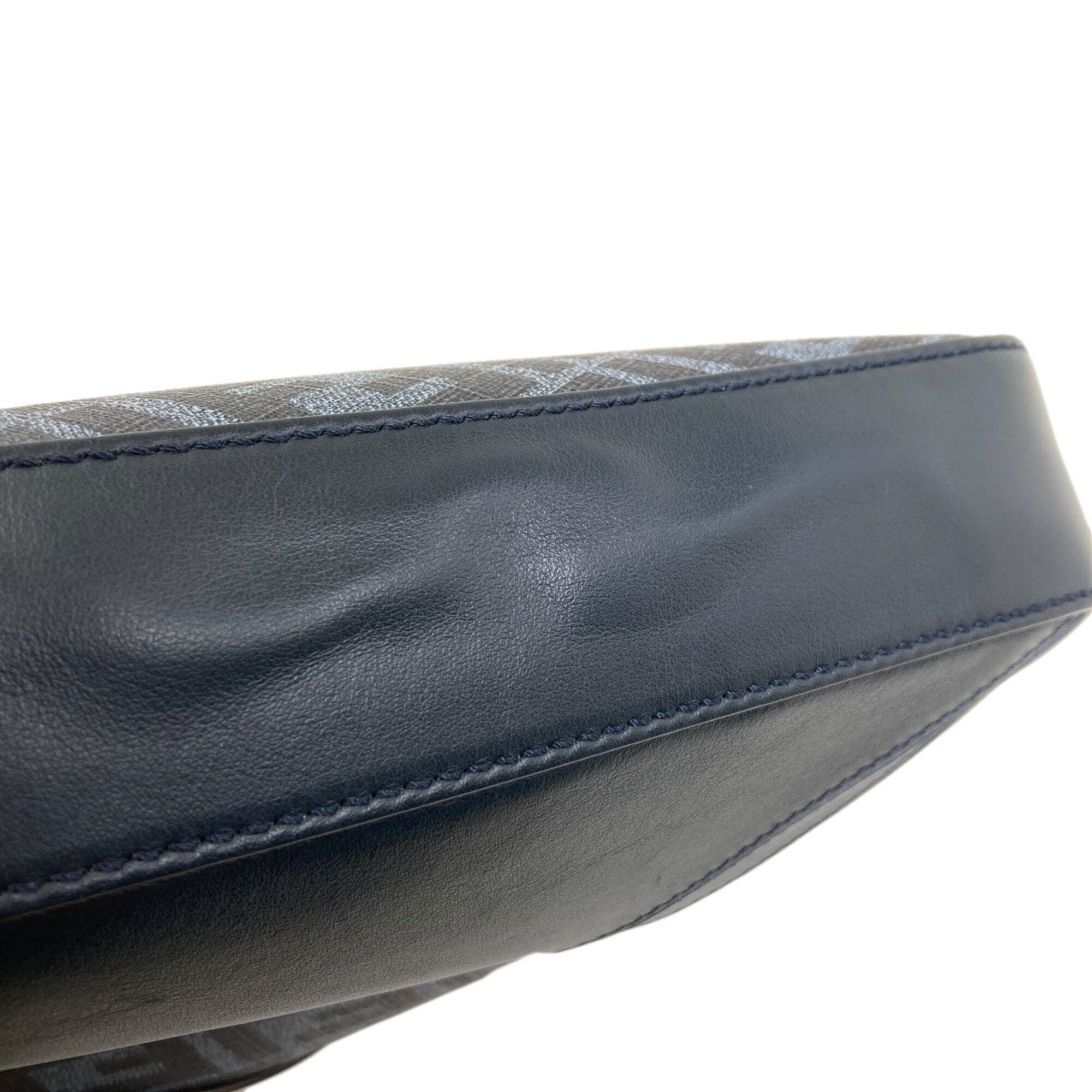 Fendi Navy Leather Shoulder Bag (Pre-Owned)