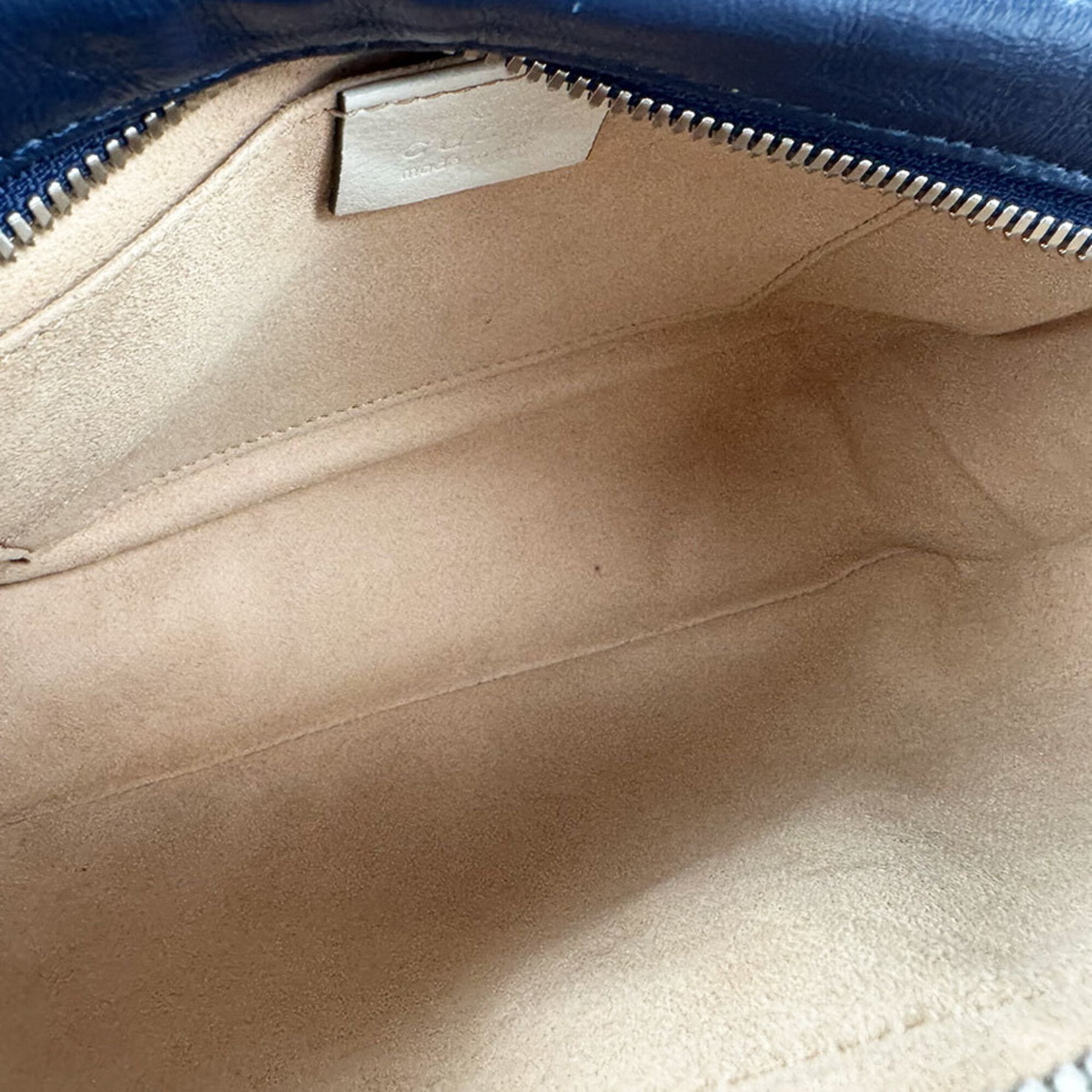 Gucci Ivory Navy Leather Shoulder Bag (Pre-Owned)