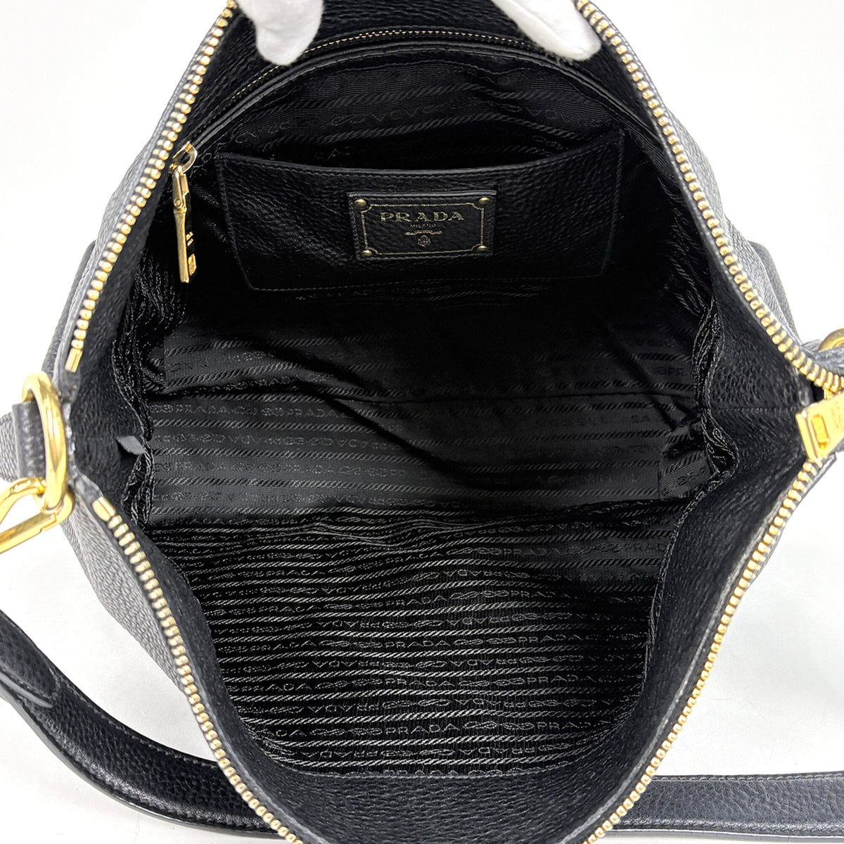 Prada Black Leather Shoulder Bag (Pre-Owned)