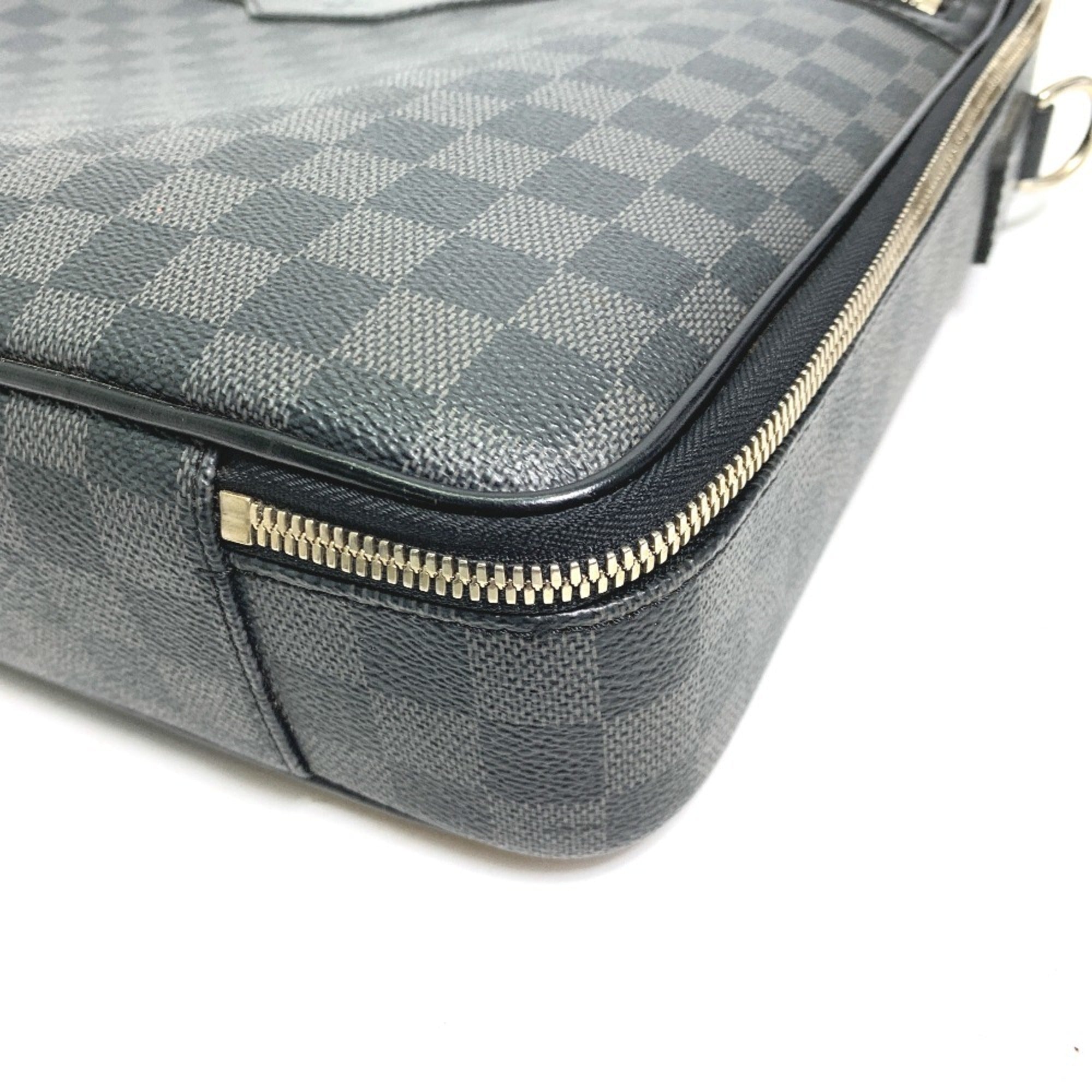Louis Vuitton Damier Graphite Black Damier Graphite Shoulder Bag (Pre-Owned)