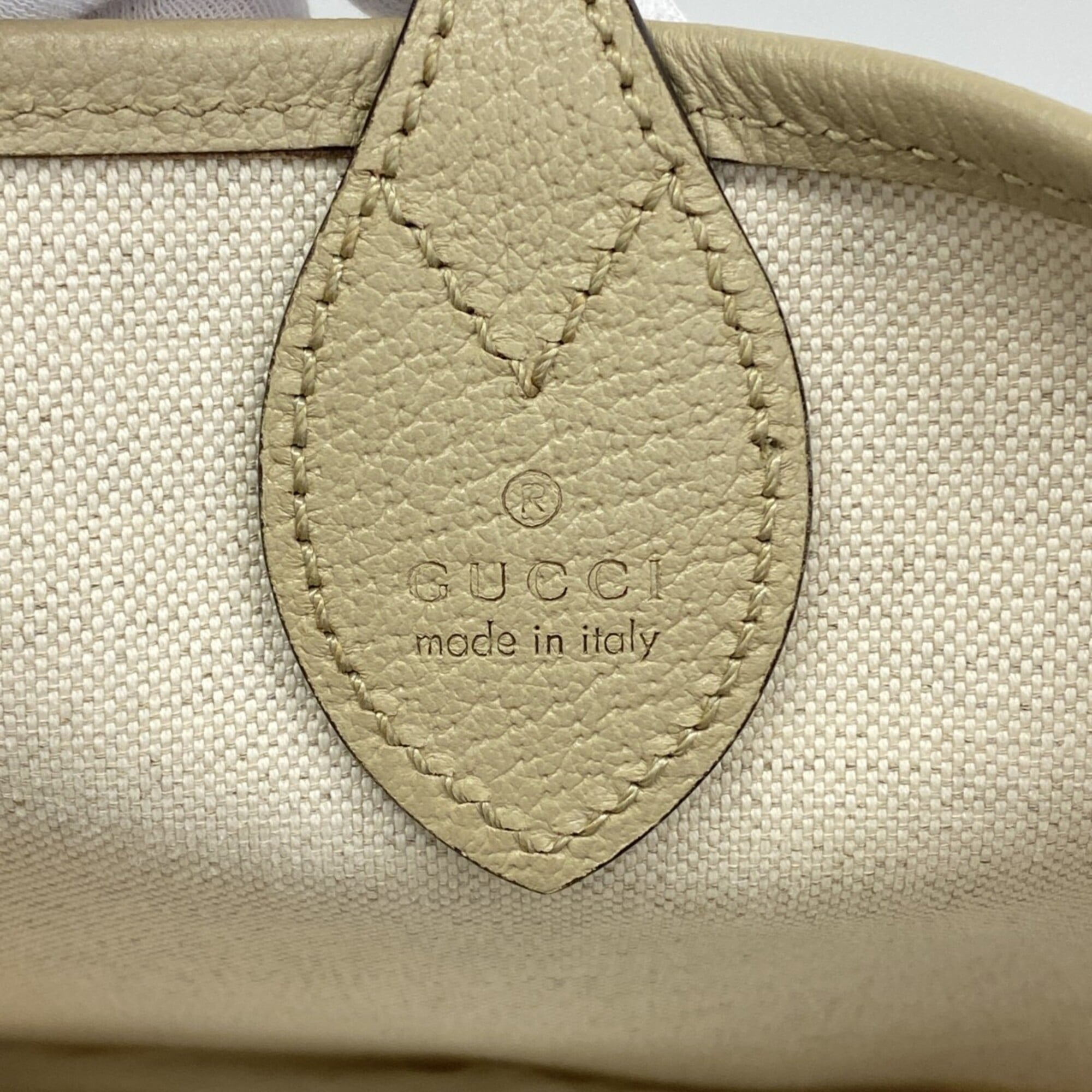 Gucci Beige Pvc Tote Bag (Pre-Owned)