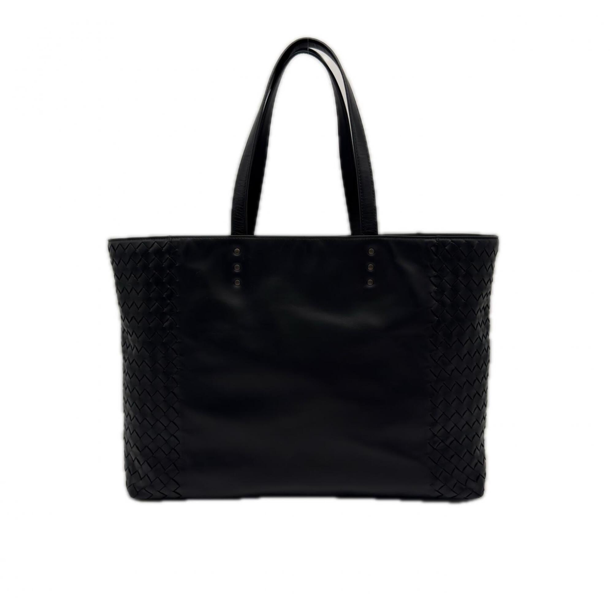 Bottega Veneta Intrecciato Black Leather Handbag Tote Bag (Pre-Owned)