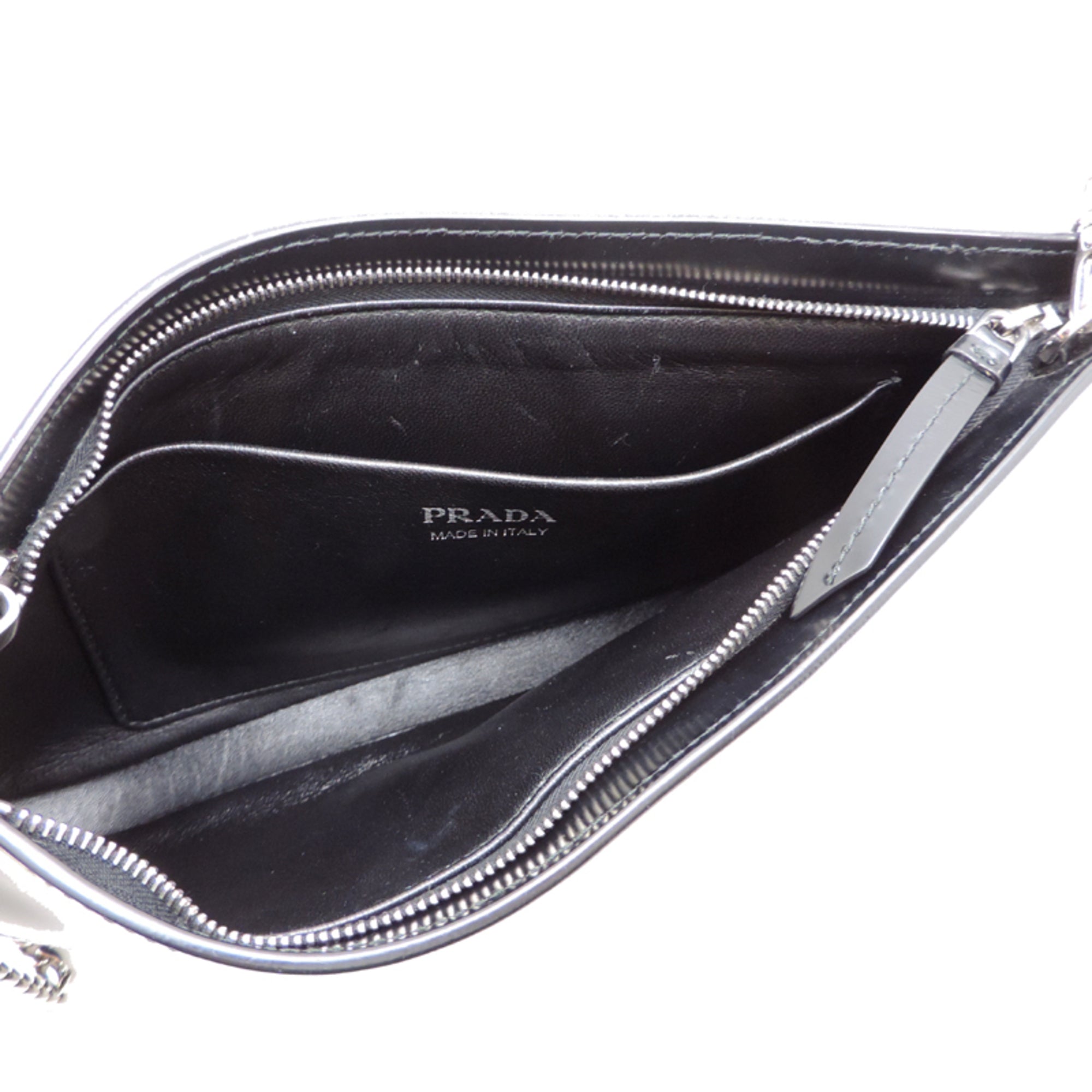 Prada Black Leather Shoulder Bag (Pre-Owned)