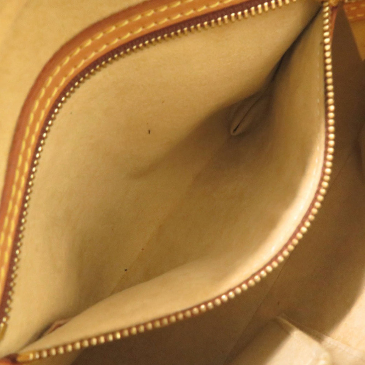 Louis Vuitton Brown Monogram Shoulder Bag (Pre-Owned)
