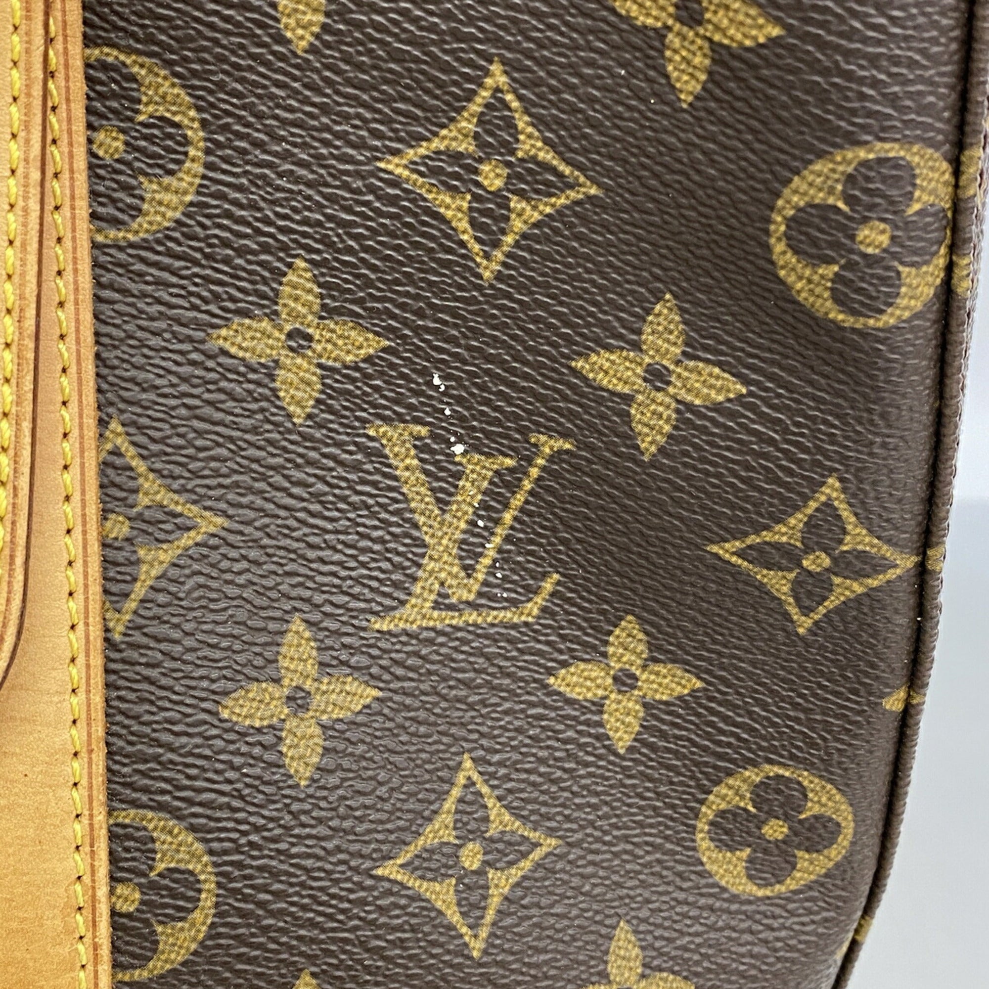 Louis Vuitton Brown Tote Bag (Pre-Owned)
