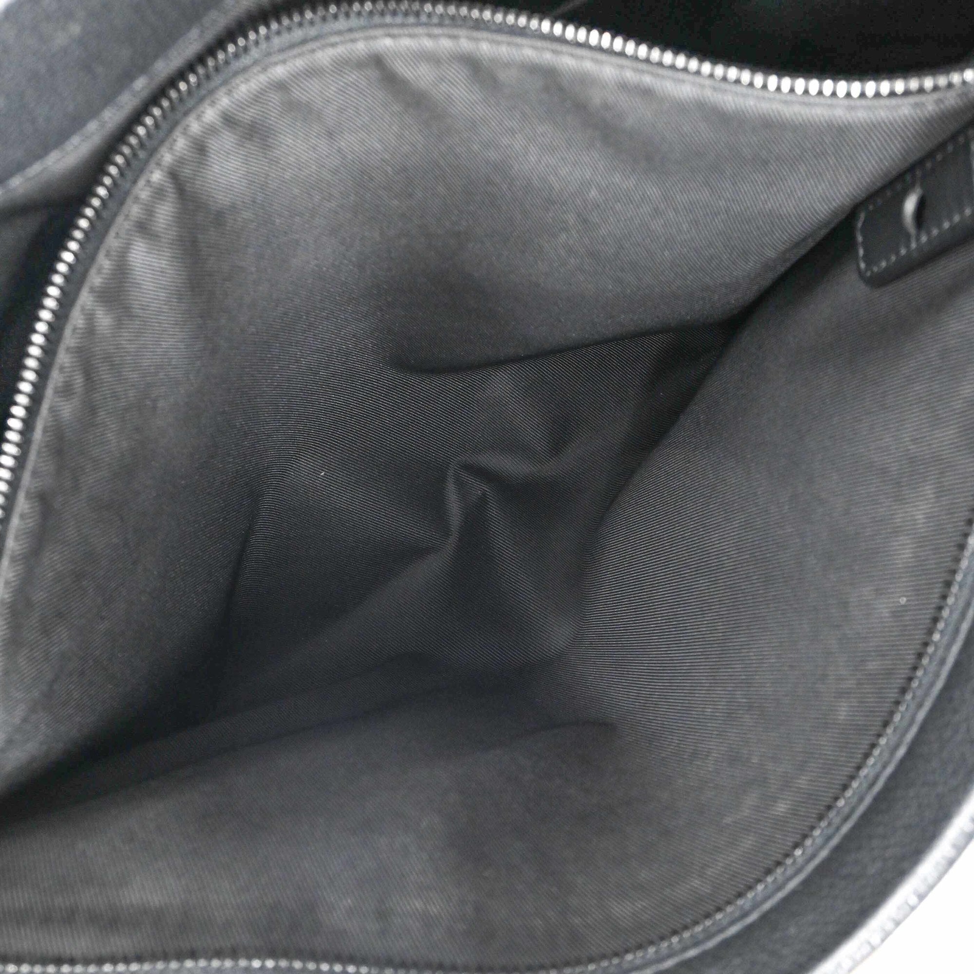 Louis Vuitton Black Leather Tote Bag (Pre-Owned)