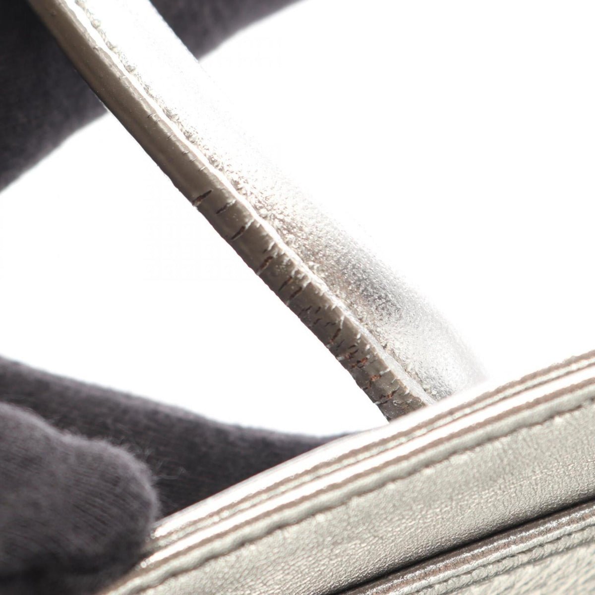 Miu Miu Silver Leather Handbag (Pre-Owned)