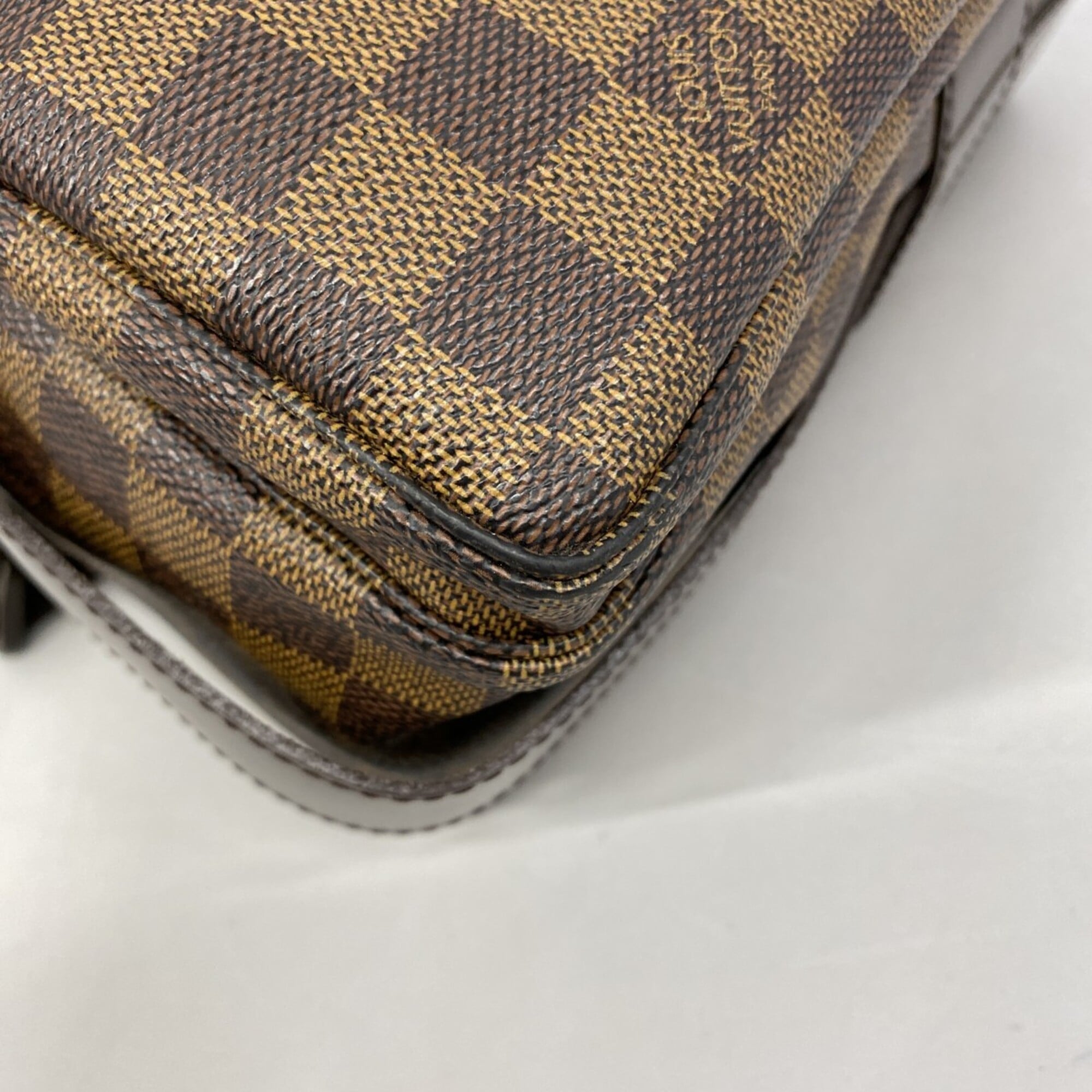 Louis Vuitton Ebene Shoulder Bag (Pre-Owned)