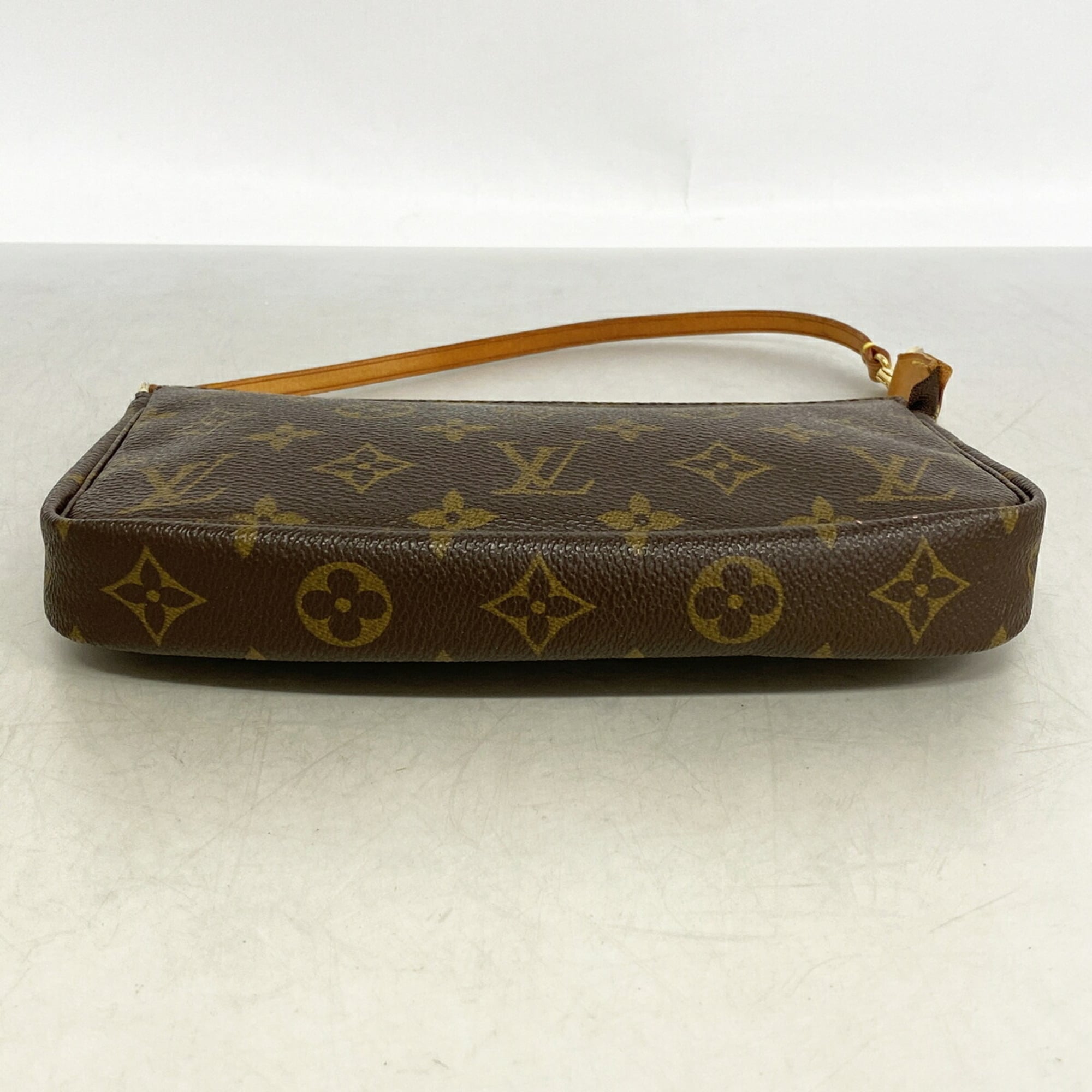 Louis Vuitton Brown Pouch (Pre-Owned)