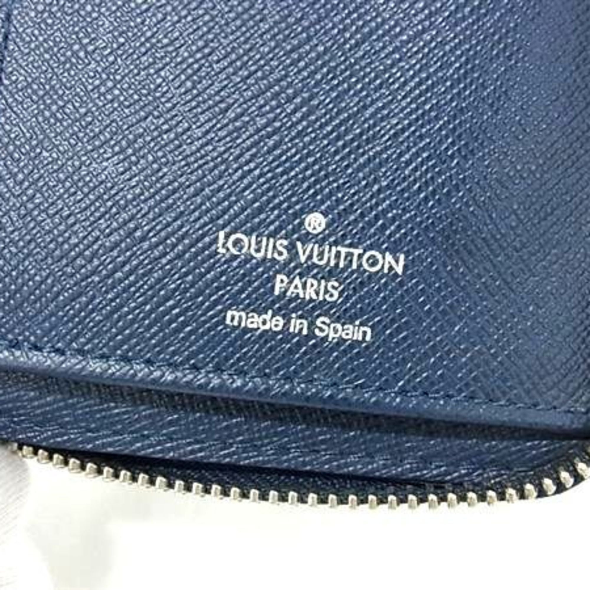 Louis Vuitton Navy Navy Blue Taiga Leather Long Wallet (Bi-Fold) (Pre-Owned)