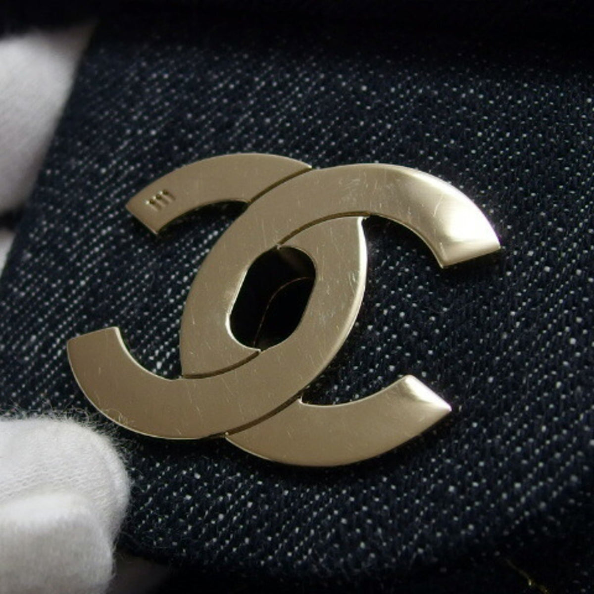Chanel Denim Shoulder Bag (Pre-Owned)