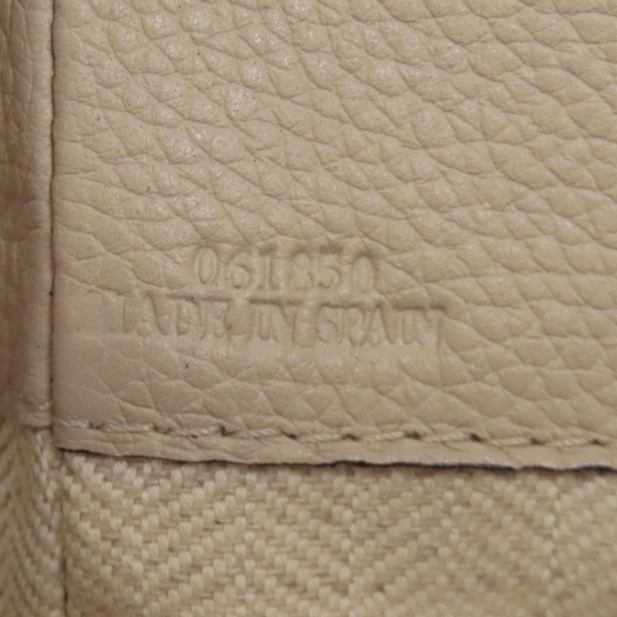 Loewe Beige Leather Handbag (Pre-Owned)