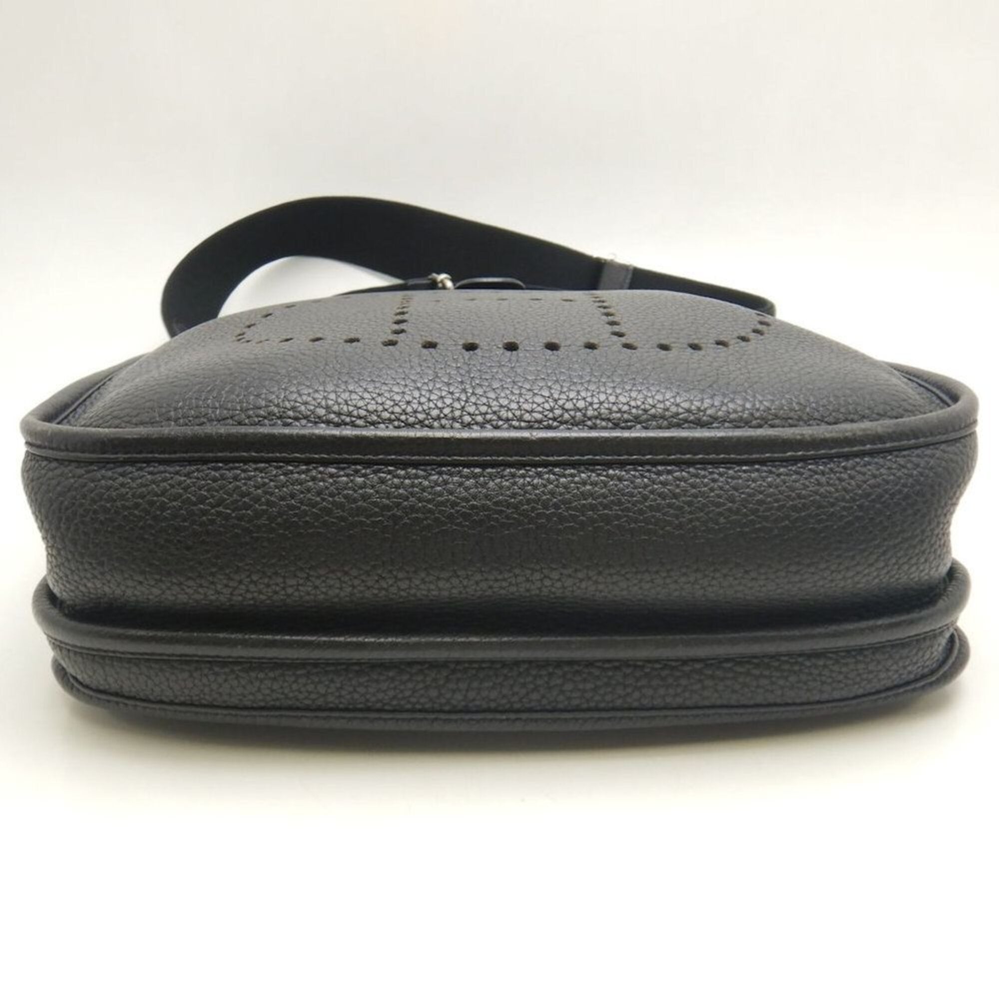 Hermes Evelyne Noir Taurillon Clemence Leather Shoulder Bag (Pre-Owned)