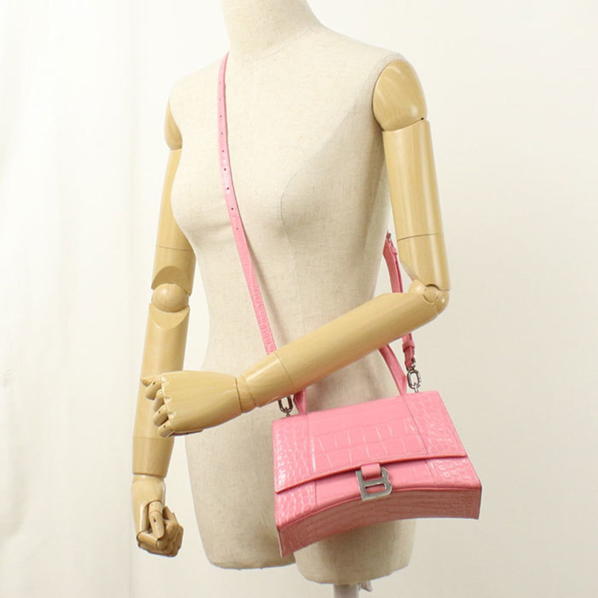 Balenciaga Pink Leather Handbag (Pre-Owned)