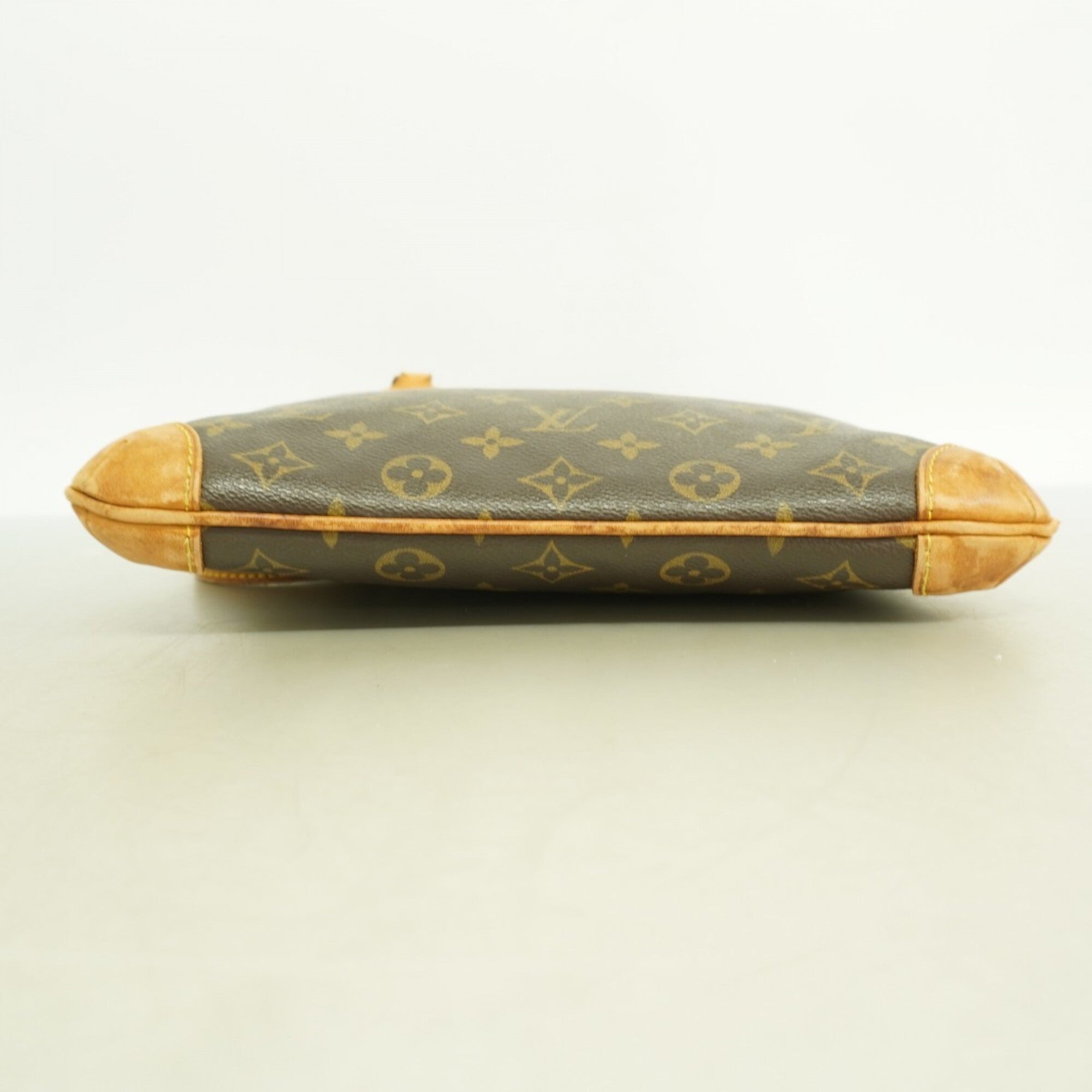 Louis Vuitton Brown Shoulder Bag (Pre-Owned)