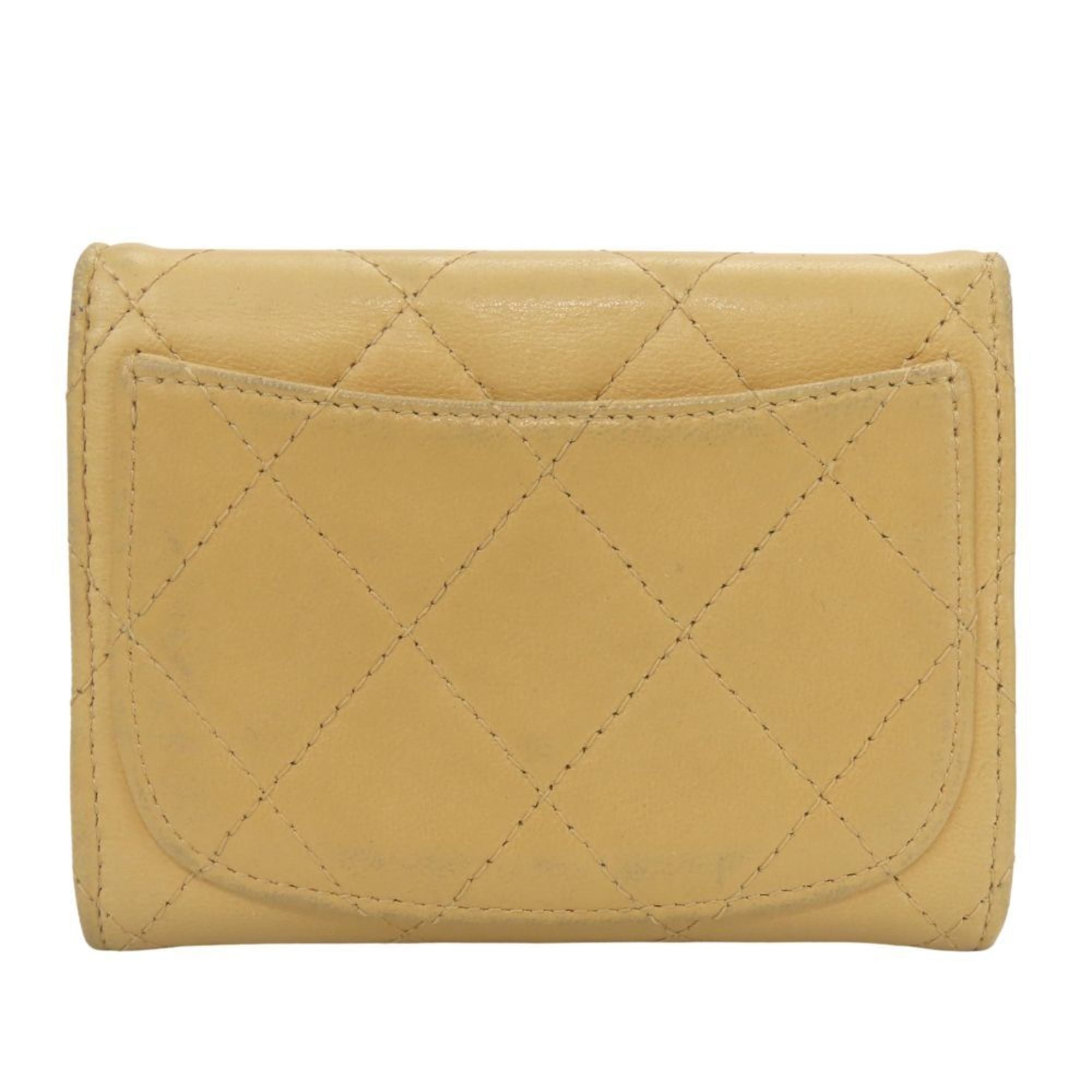 Chanel Beige Leather Coin Purse/Coin Case (Pre-Owned)