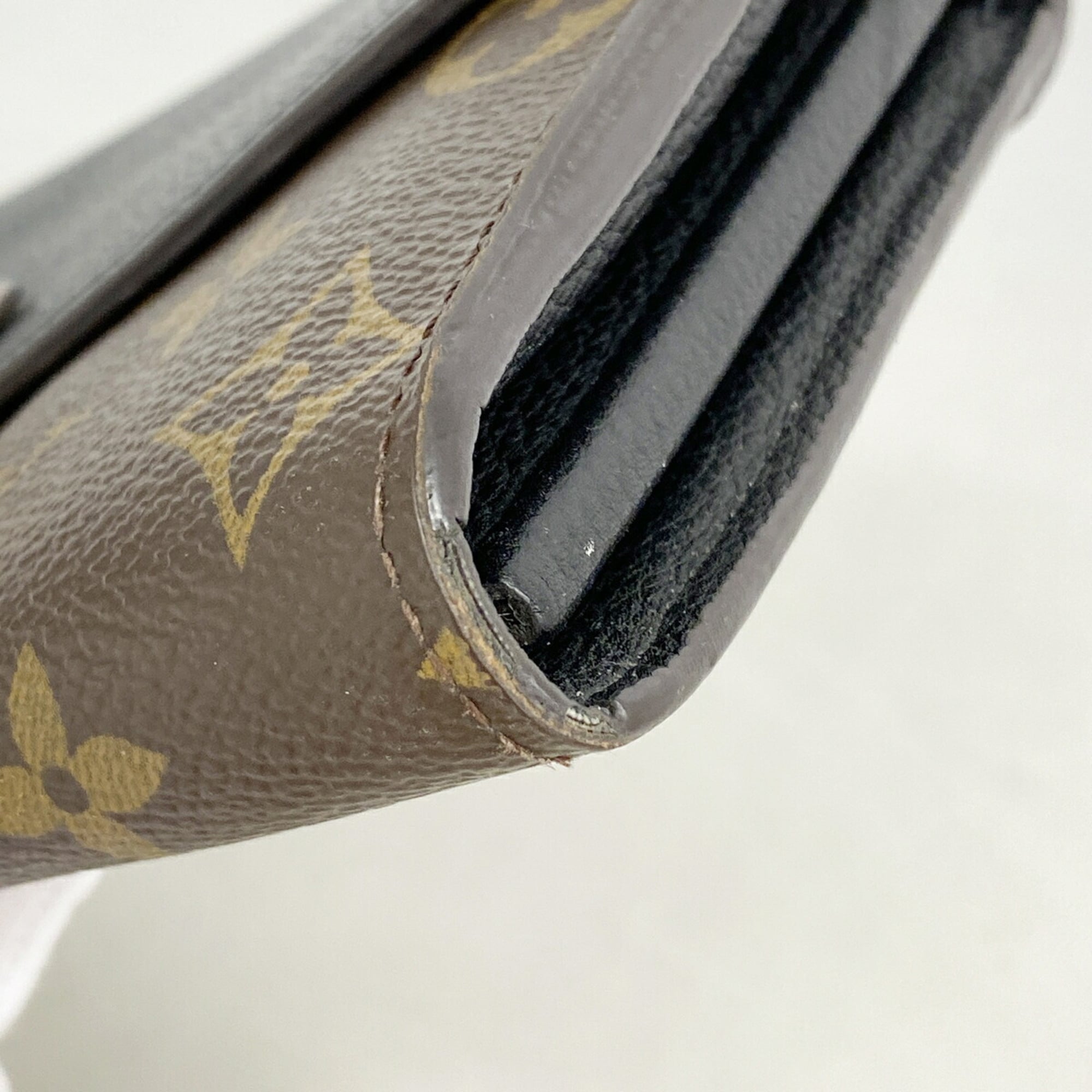Louis Vuitton Noir Long Wallet (Bi-Fold) (Pre-Owned)