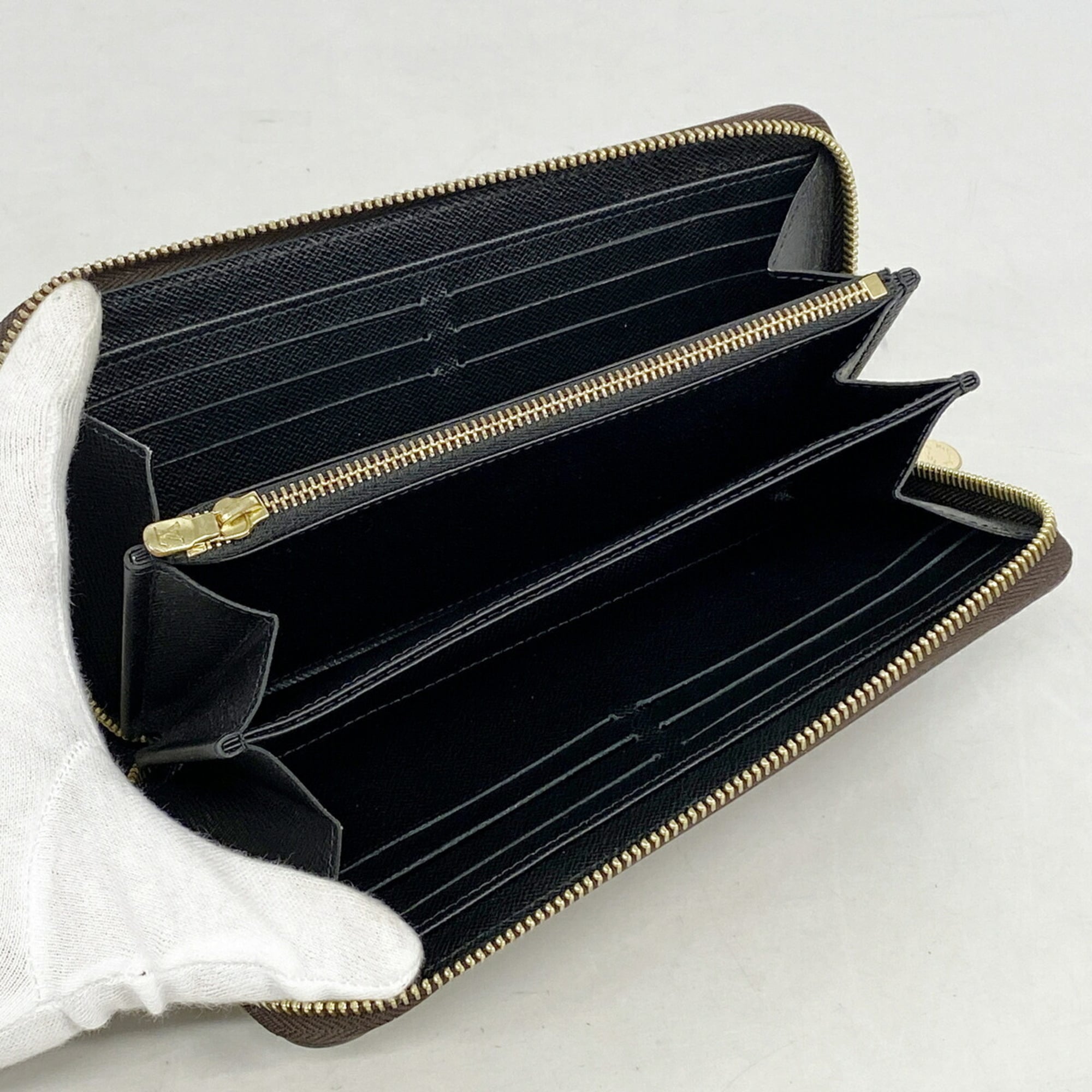 Louis Vuitton Brown Long Wallet (Bi-Fold) (Pre-Owned)
