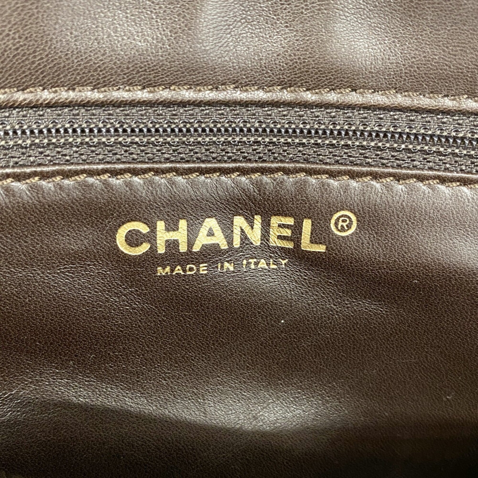 Chanel Brown Handbag (Pre-Owned)