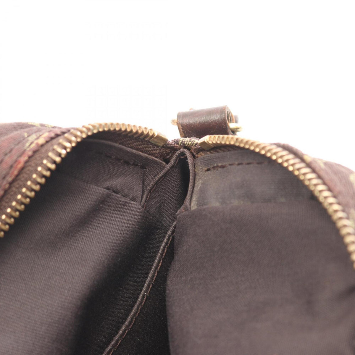 Louis Vuitton Brown Canvas Leather Handbag Pochette Shoulder Bag (Pre-Owned)