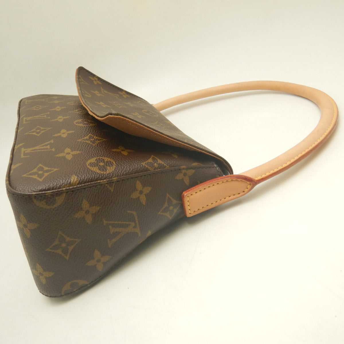 Louis Vuitton Brown Monogram Canvas Shoulder Bag (Pre-Owned)